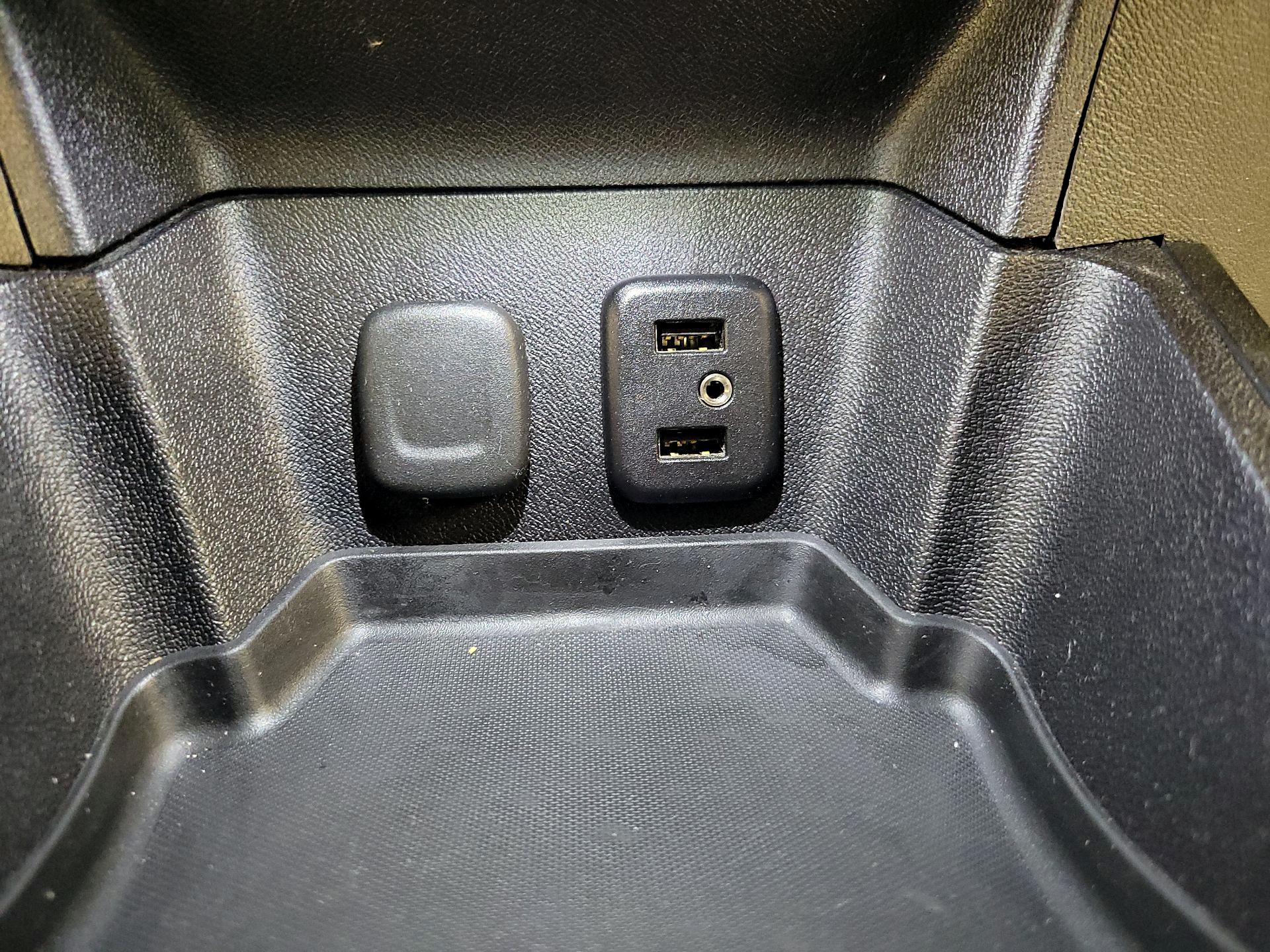 Thumbnail: 2017 Chevrolet Volt - 18