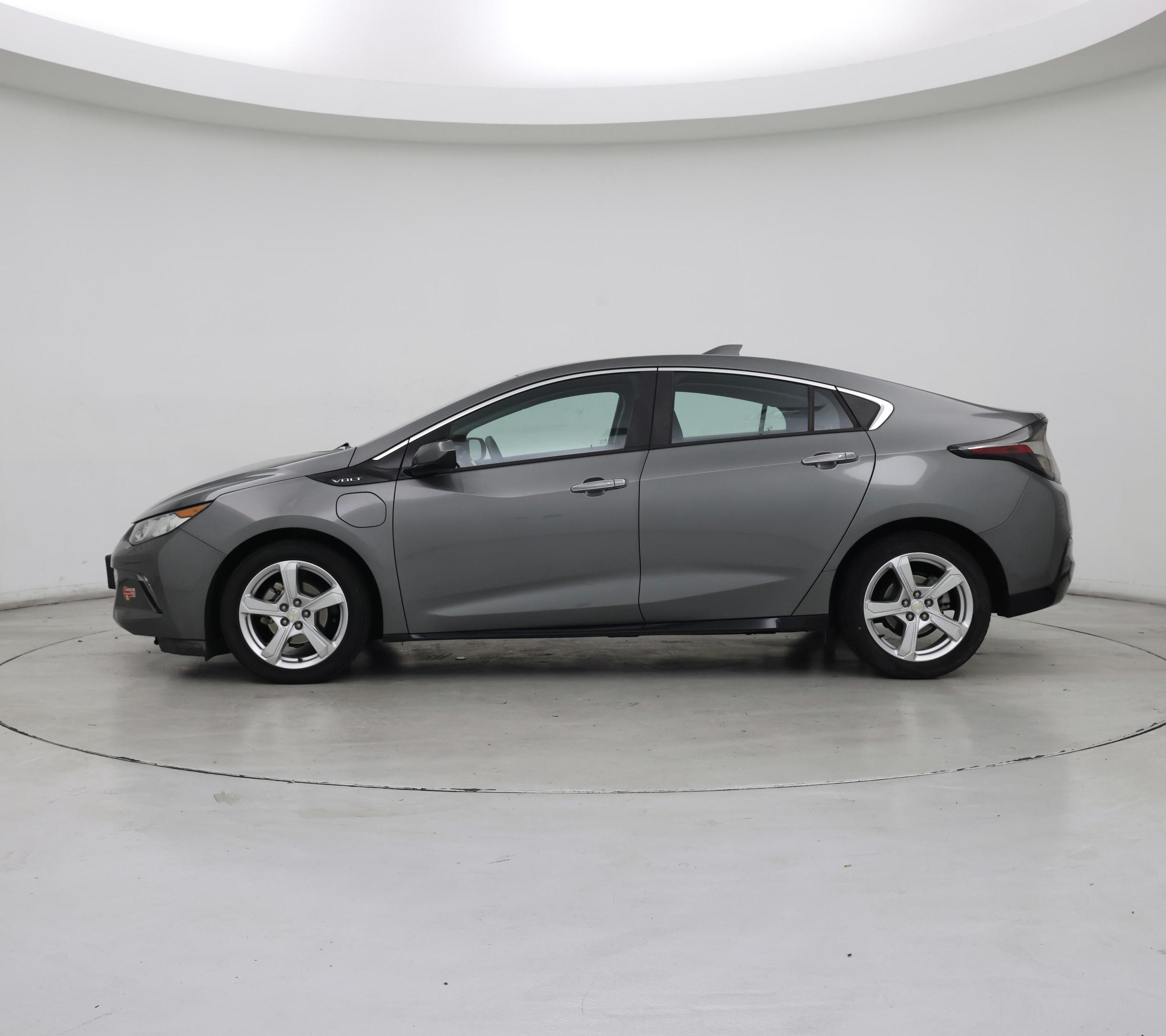 Thumbnail: 2017 Chevrolet Volt - 3