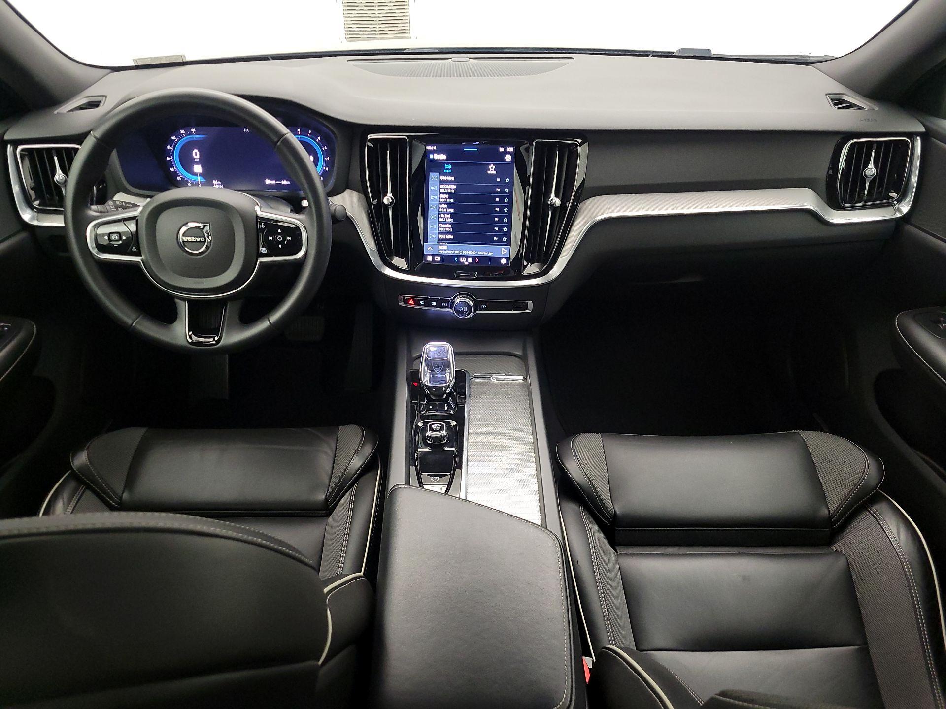 Thumbnail: 2024 Volvo S60 - 9