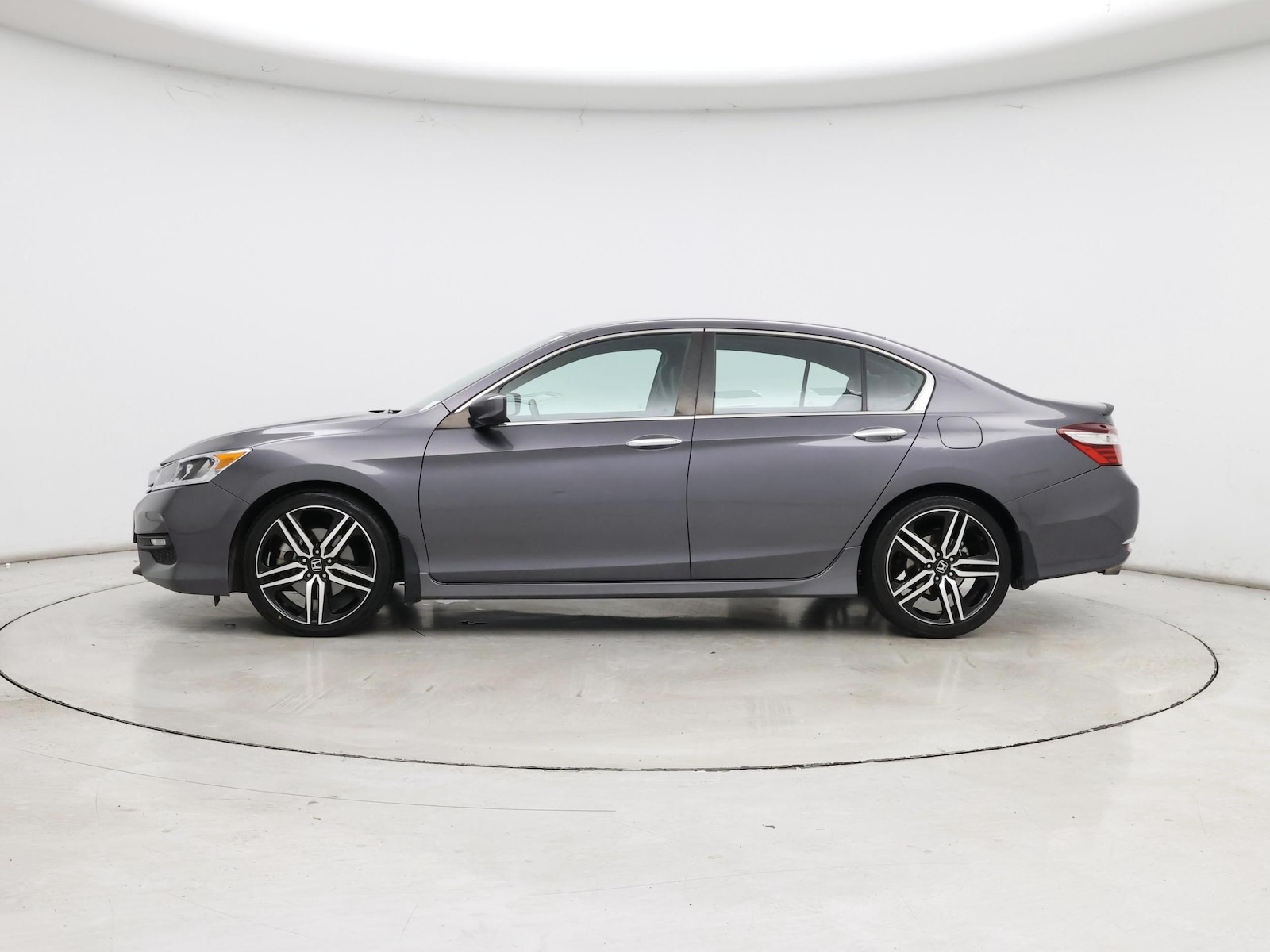 2017 Honda Accord Sport - Photo 4