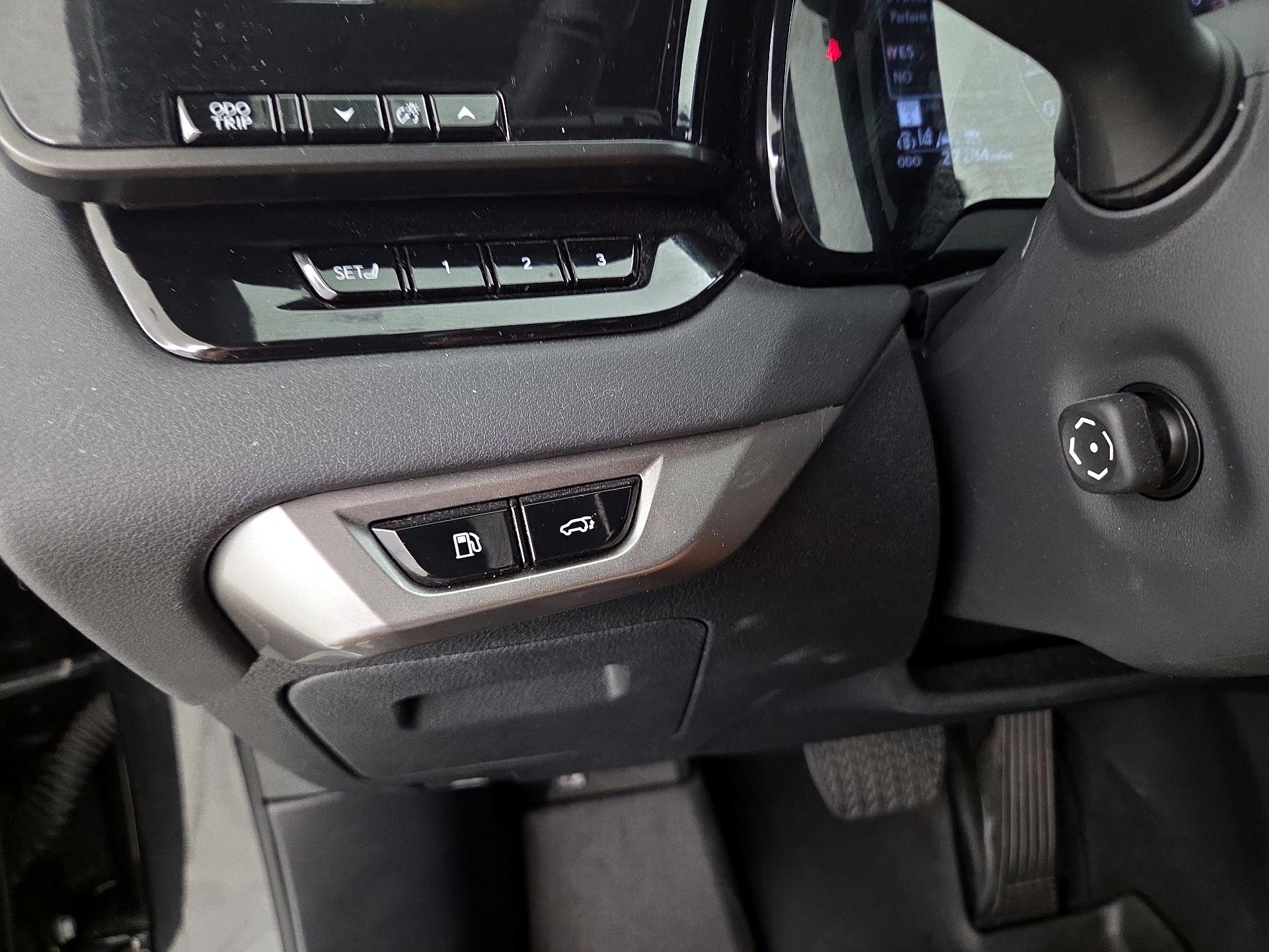 Thumbnail: 2023 Lexus RX - 13