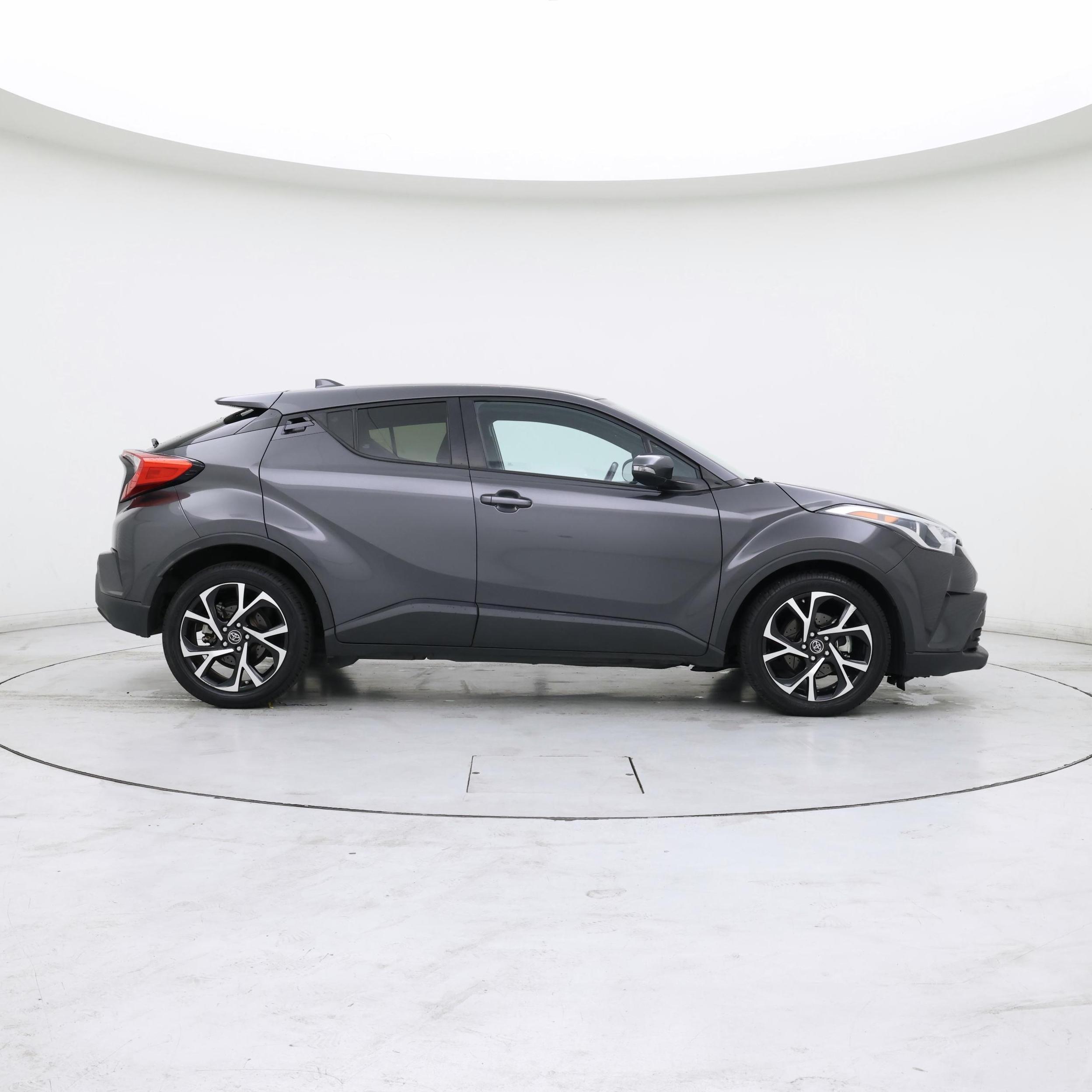 Thumbnail: 2018 Toyota C-HR - 7