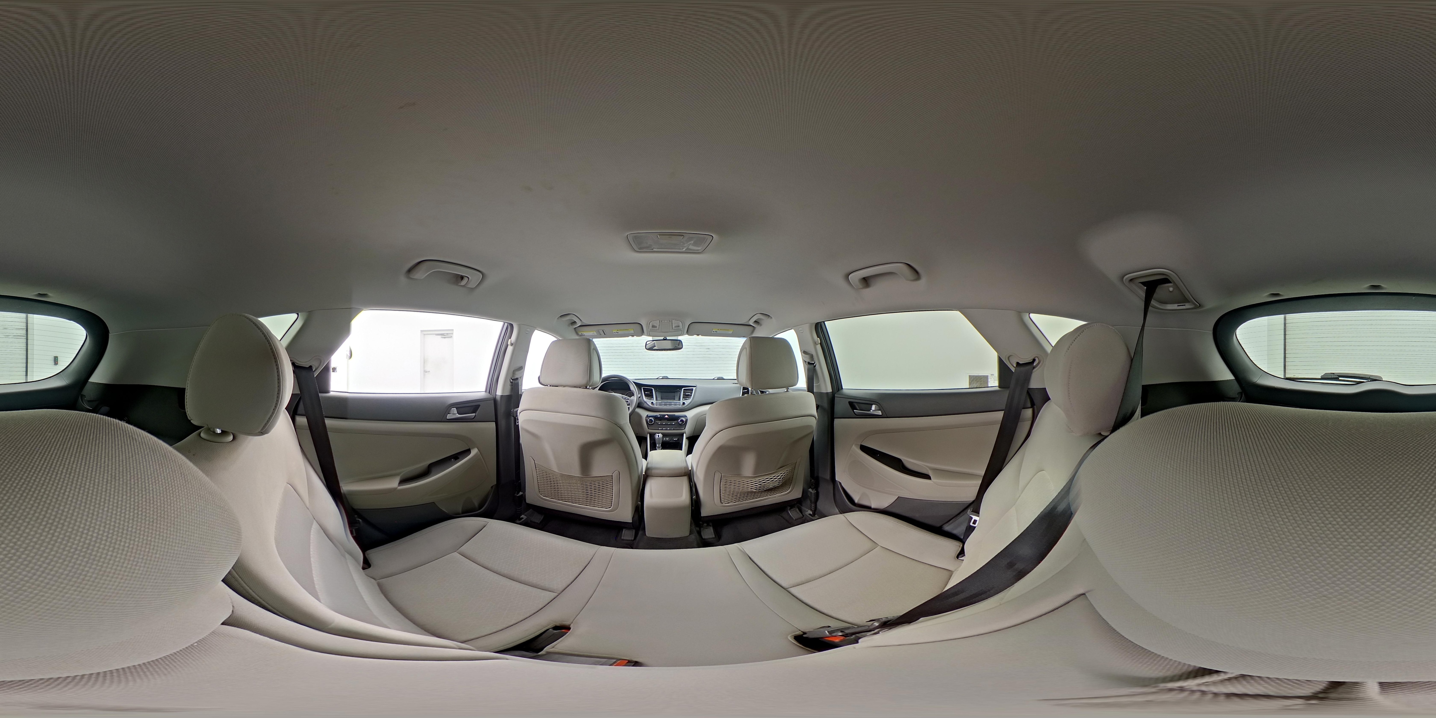 2017 Hyundai Tucson SE - Photo 25