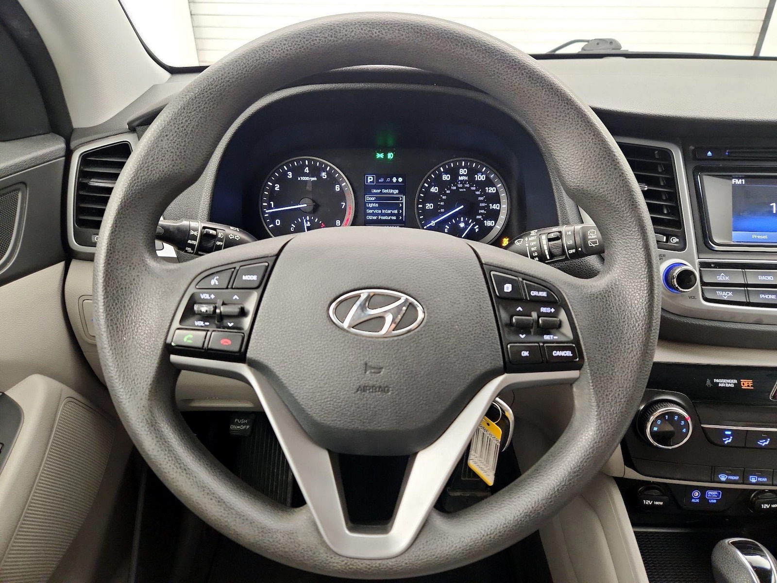 2017 Hyundai Tucson SE - Photo 11