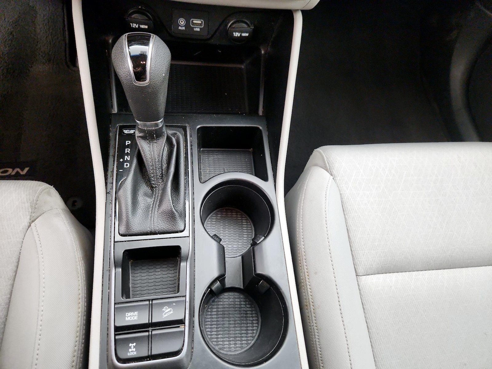 2017 Hyundai Tucson SE - Photo 18