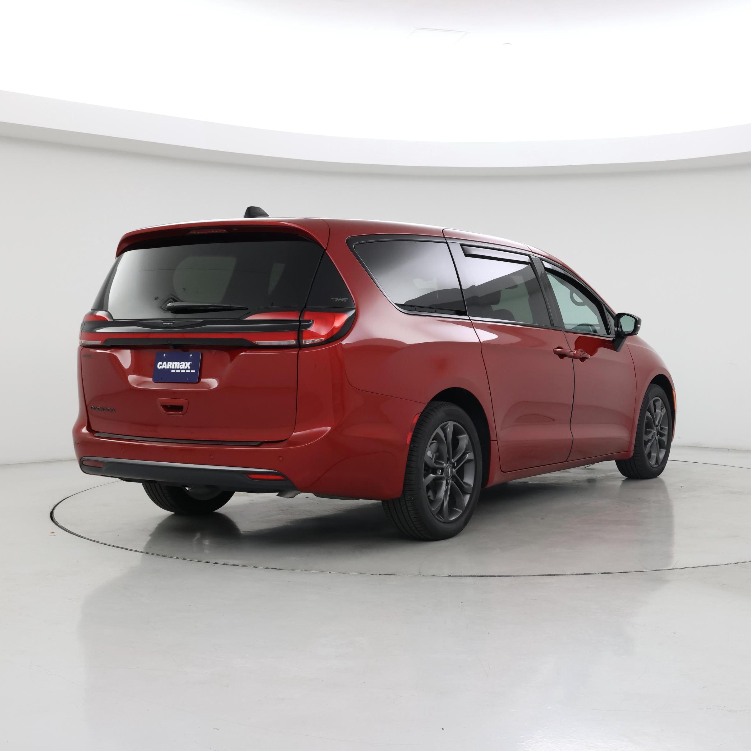 Thumbnail: 2026 Chrysler Pacifica - 8