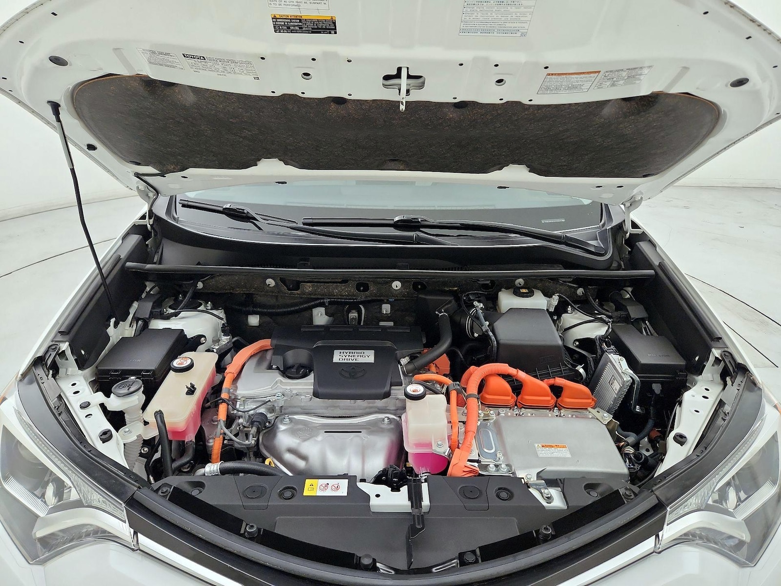 2018 Toyota RAV4 XLE - Photo 23