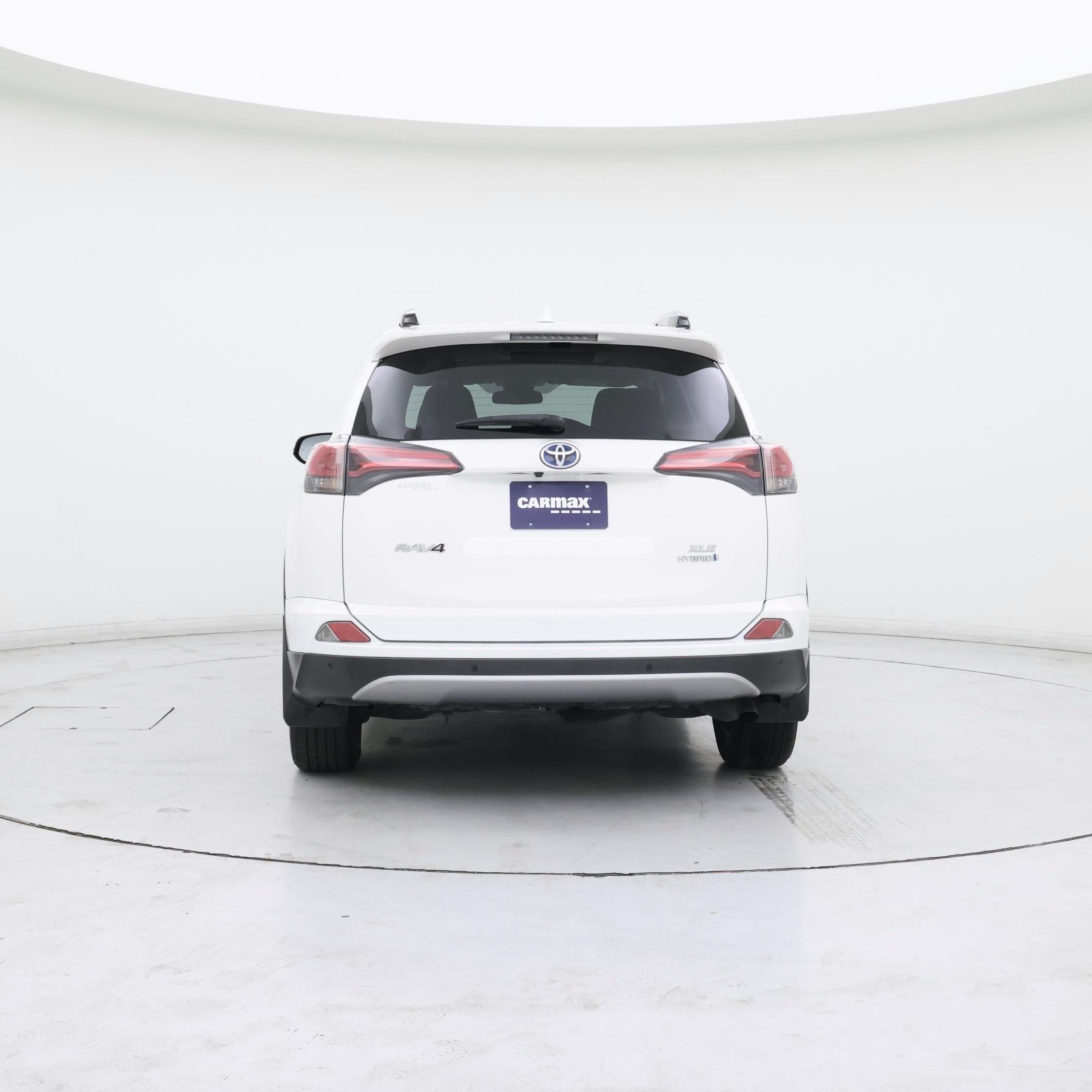 Thumbnail: 2018 Toyota RAV4 - 6