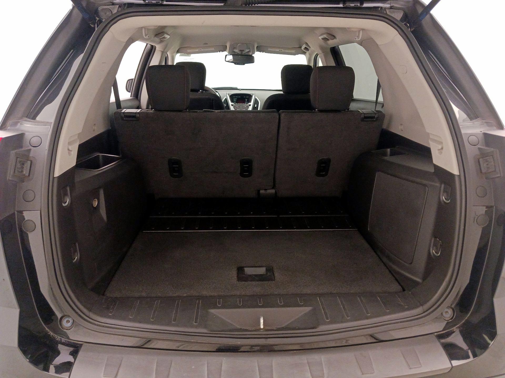 Thumbnail: 2015 GMC Terrain - 18