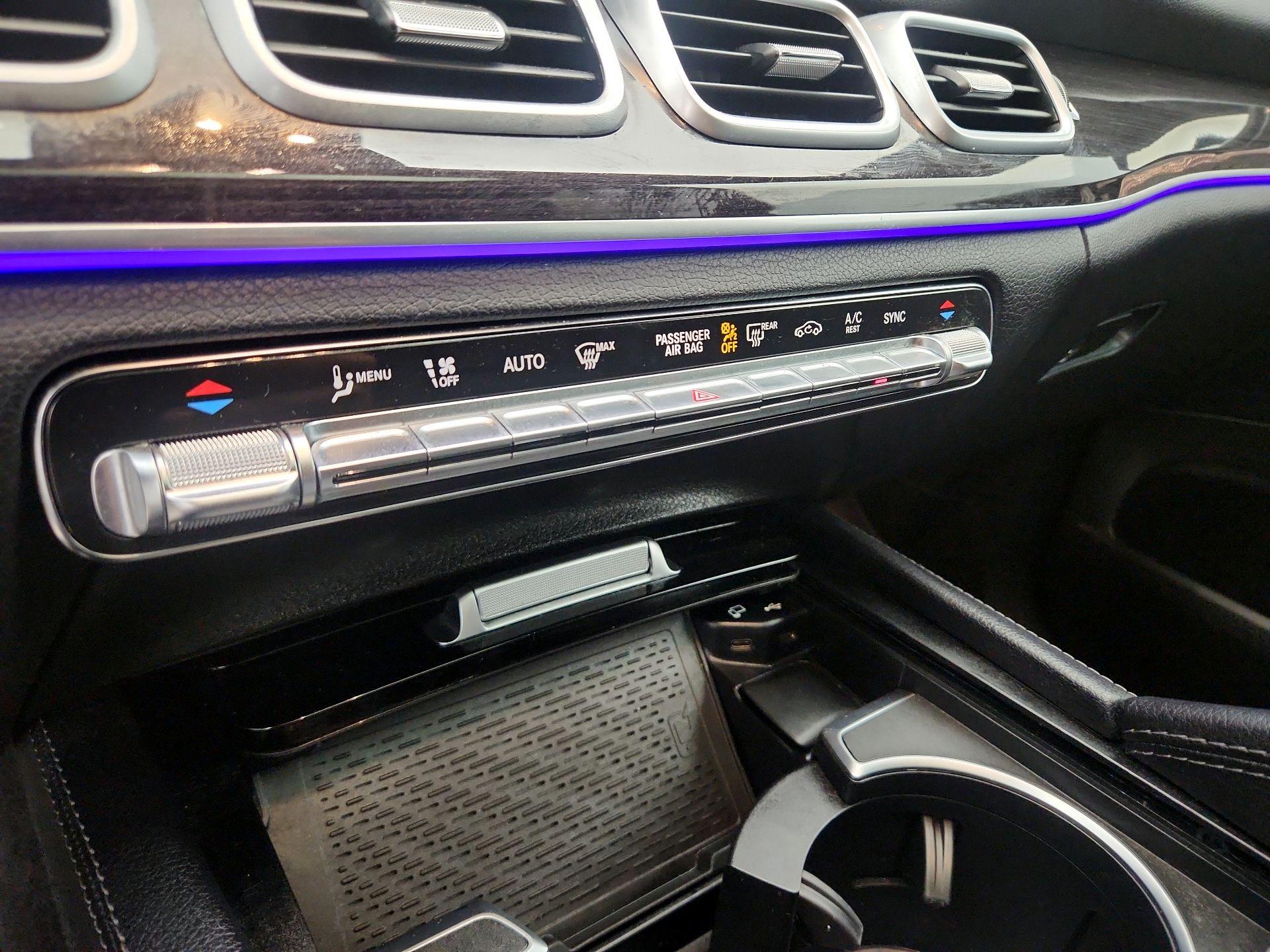 Thumbnail: 2020 Mercedes-Benz GLE - 17
