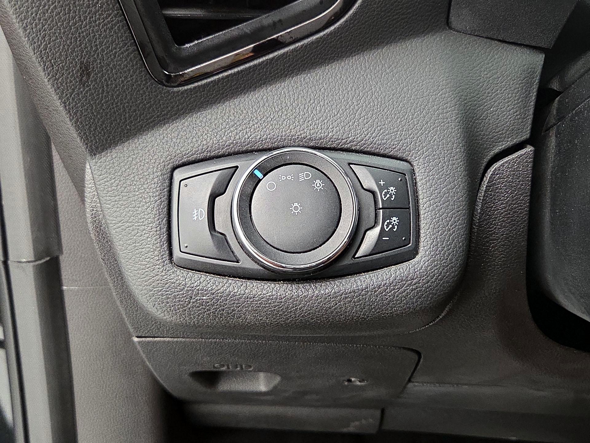 Thumbnail: 2014 Ford Escape - 13