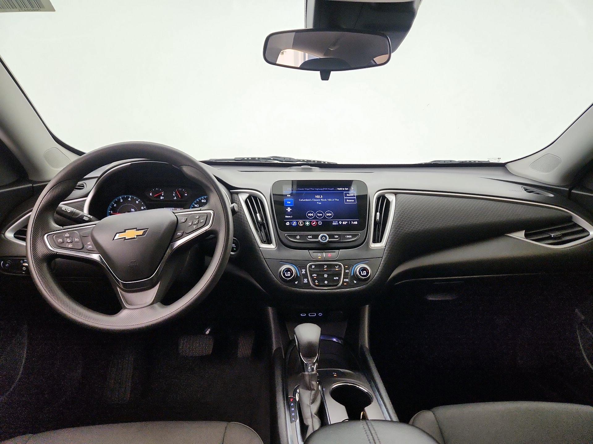 Thumbnail: 2024 Chevrolet Malibu - 9