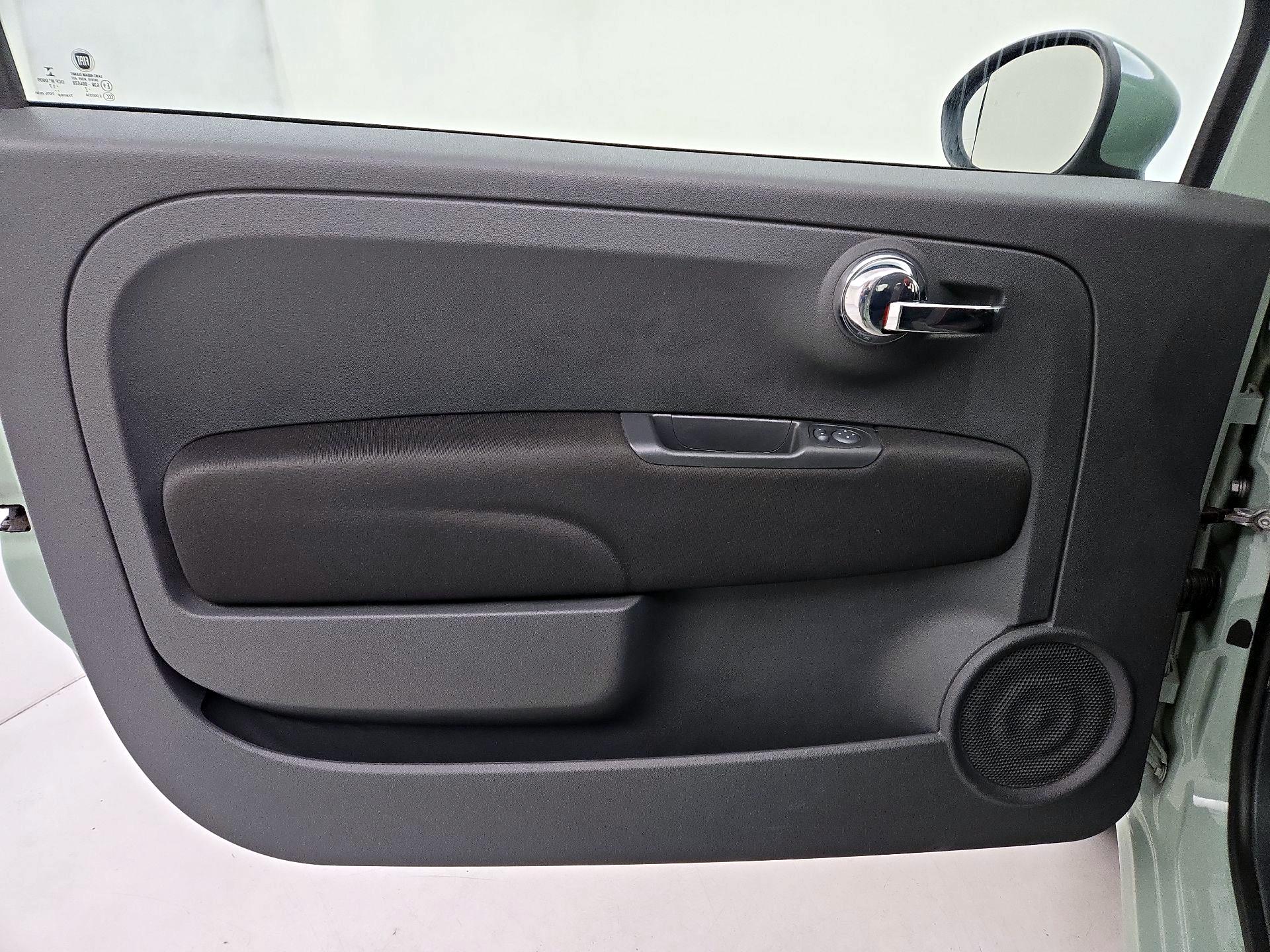 Thumbnail: 2017 Fiat 500 - 12