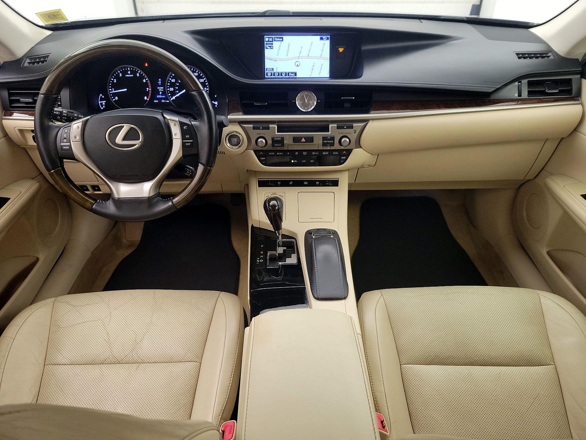 Thumbnail: 2015 Lexus ES - 9