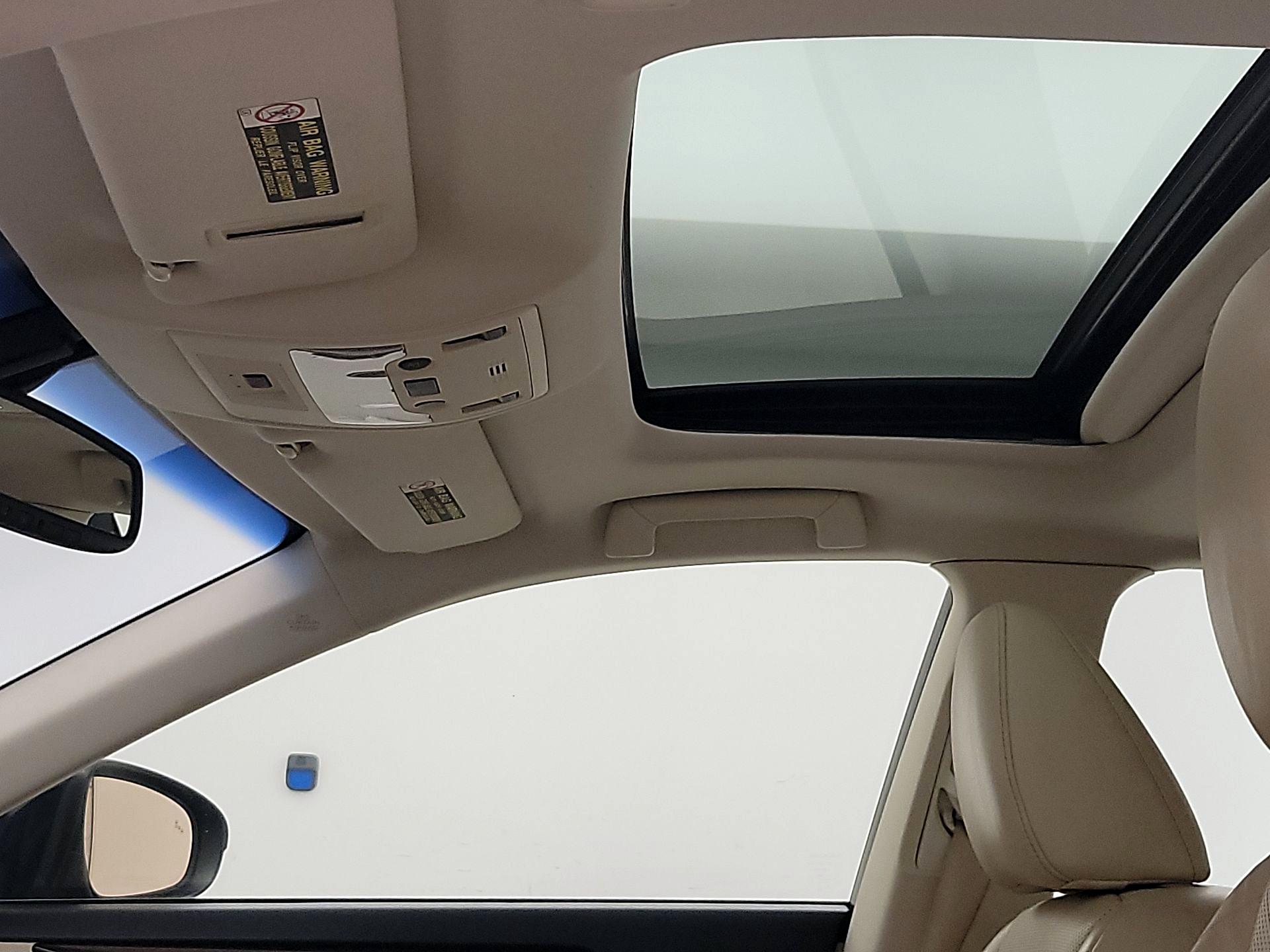 Thumbnail: 2015 Lexus ES - 20