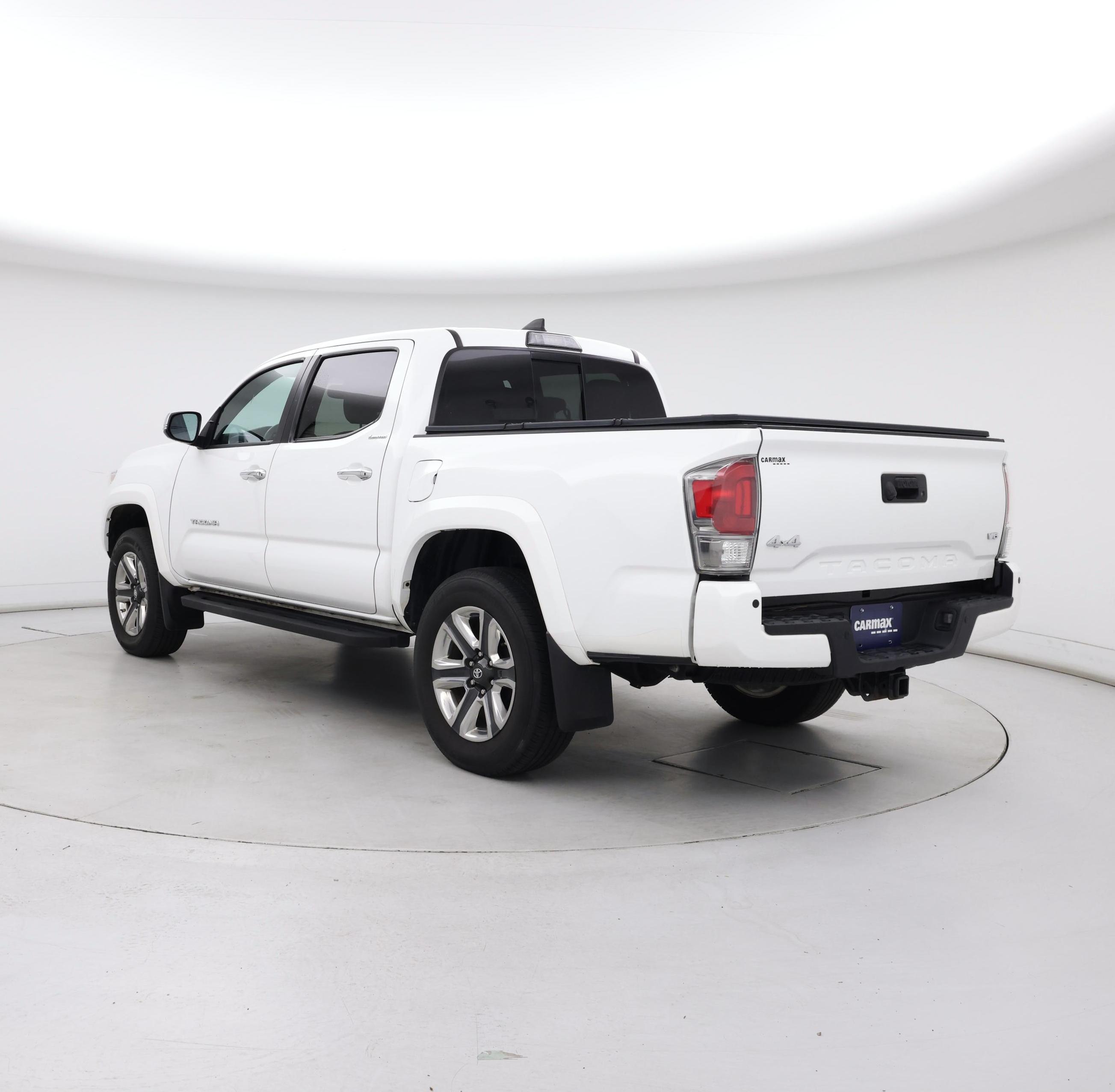 Thumbnail: 2018 Toyota Tacoma - 2