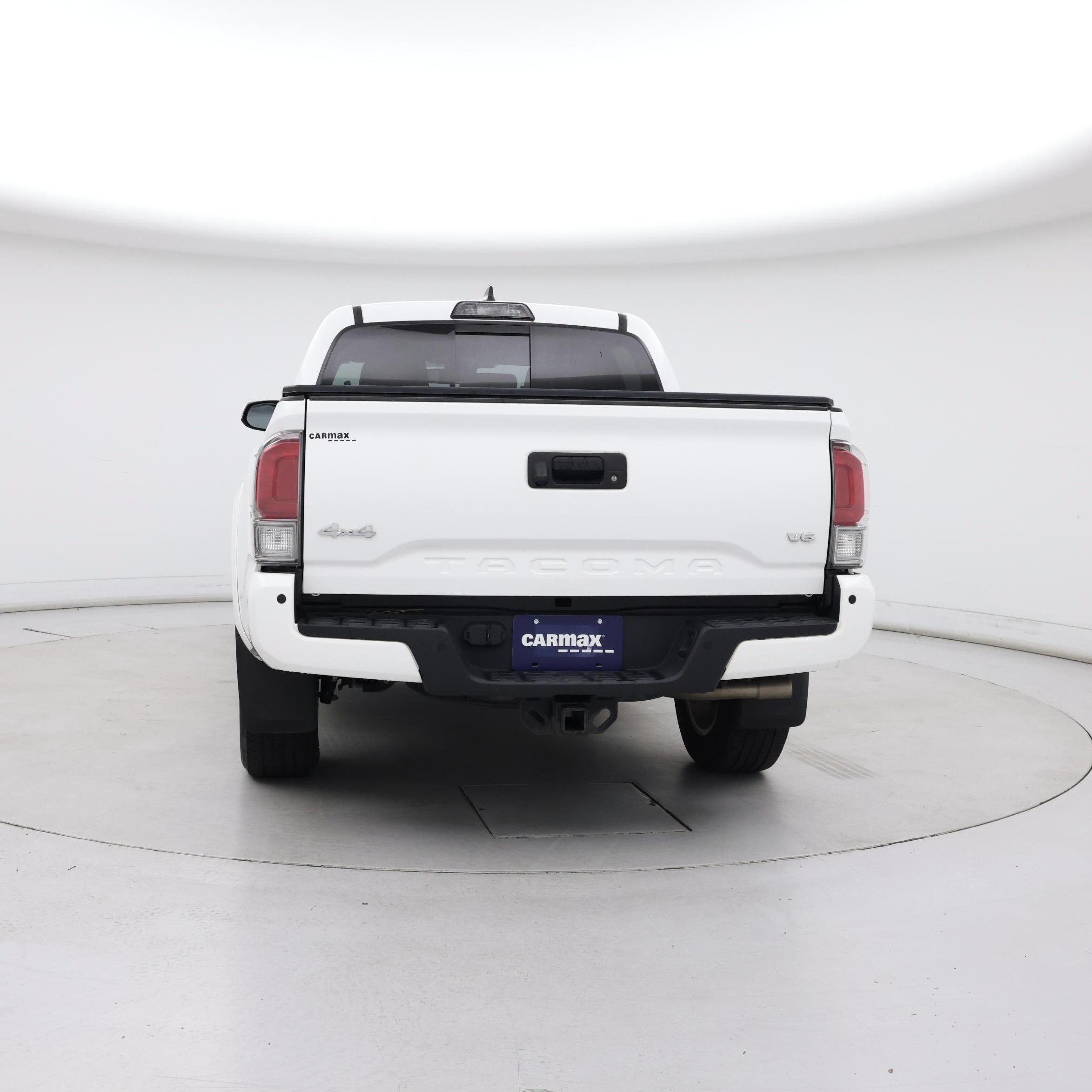 Thumbnail: 2018 Toyota Tacoma - 6