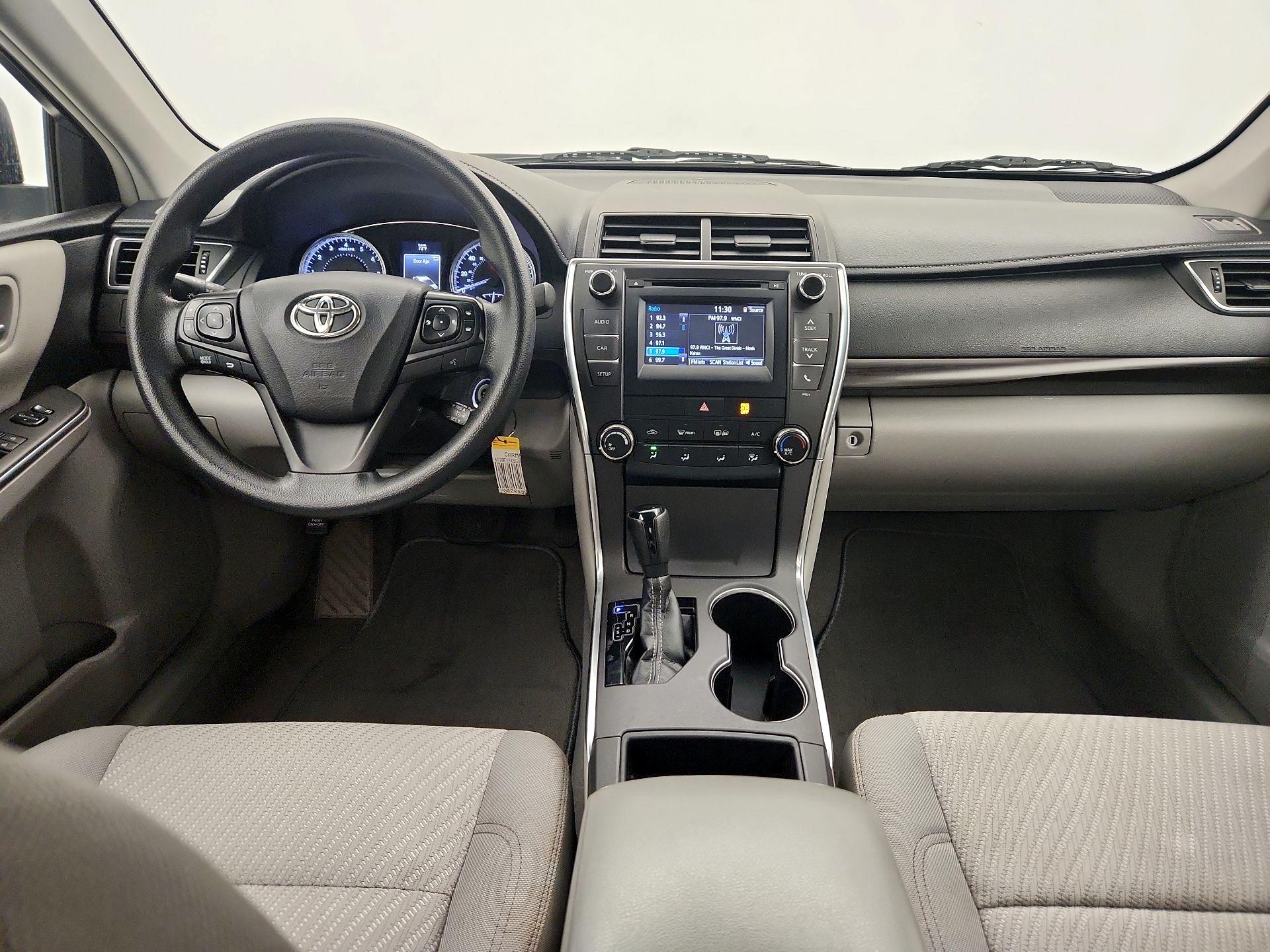 Thumbnail: 2016 Toyota Camry - 9