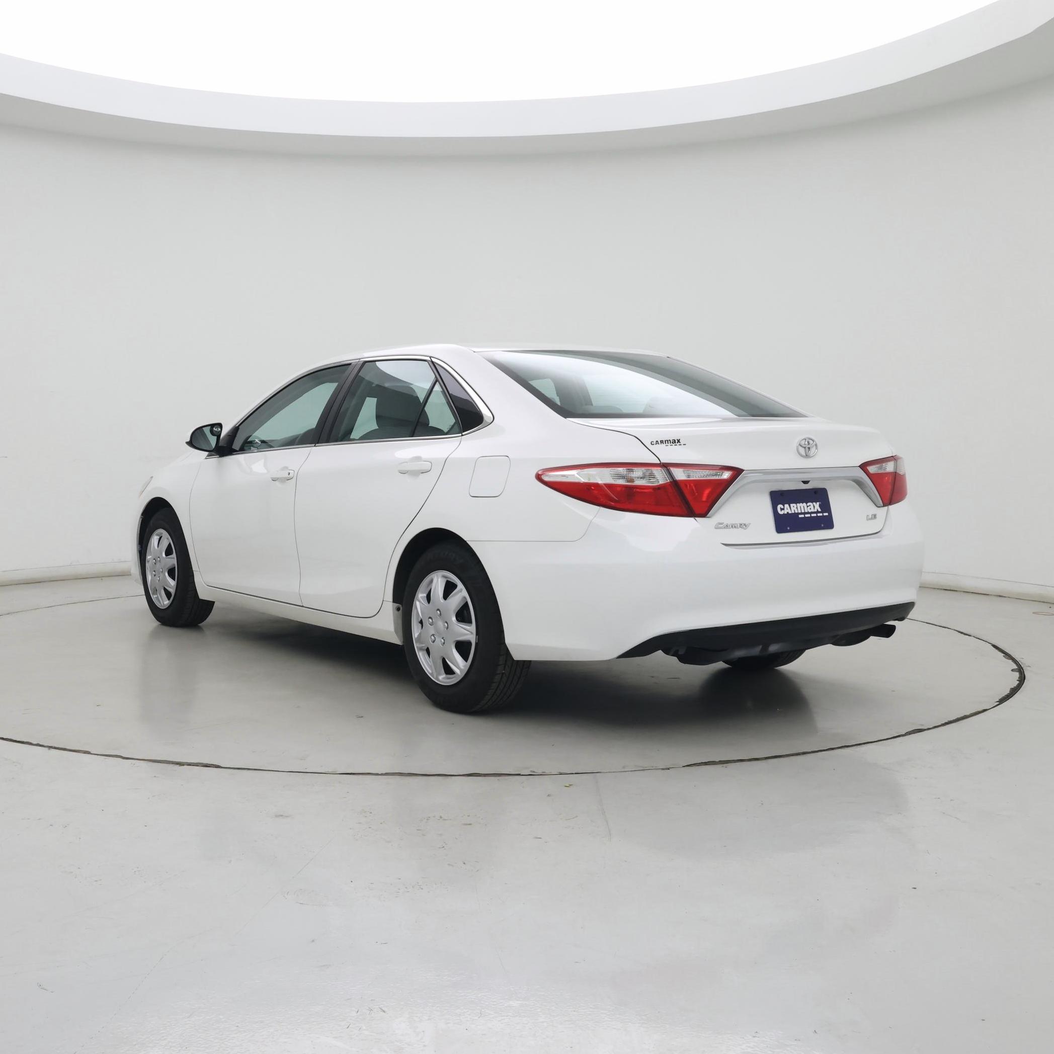 Thumbnail: 2016 Toyota Camry - 2