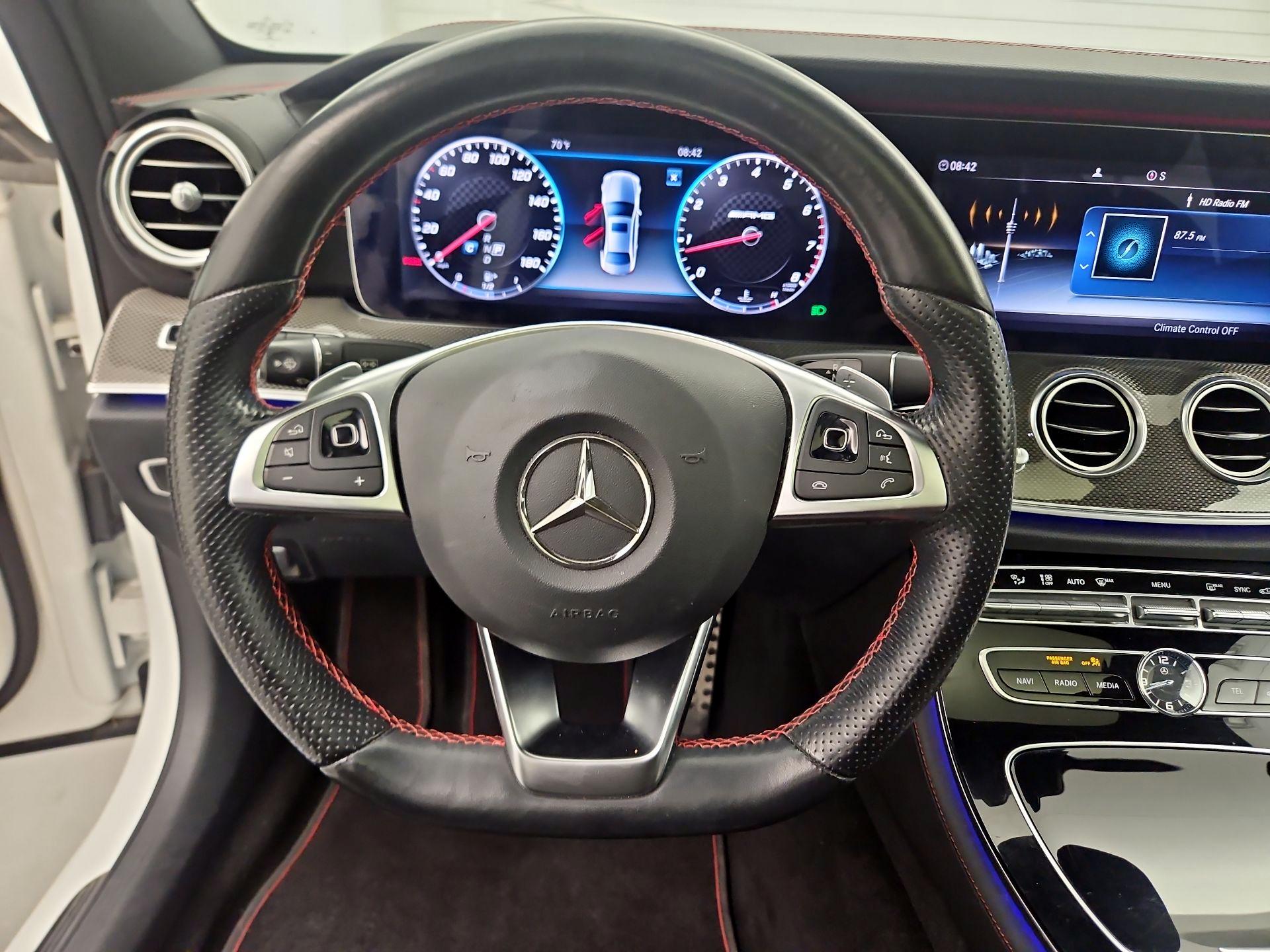 Thumbnail: 2018 Mercedes-Benz E-Class - 10