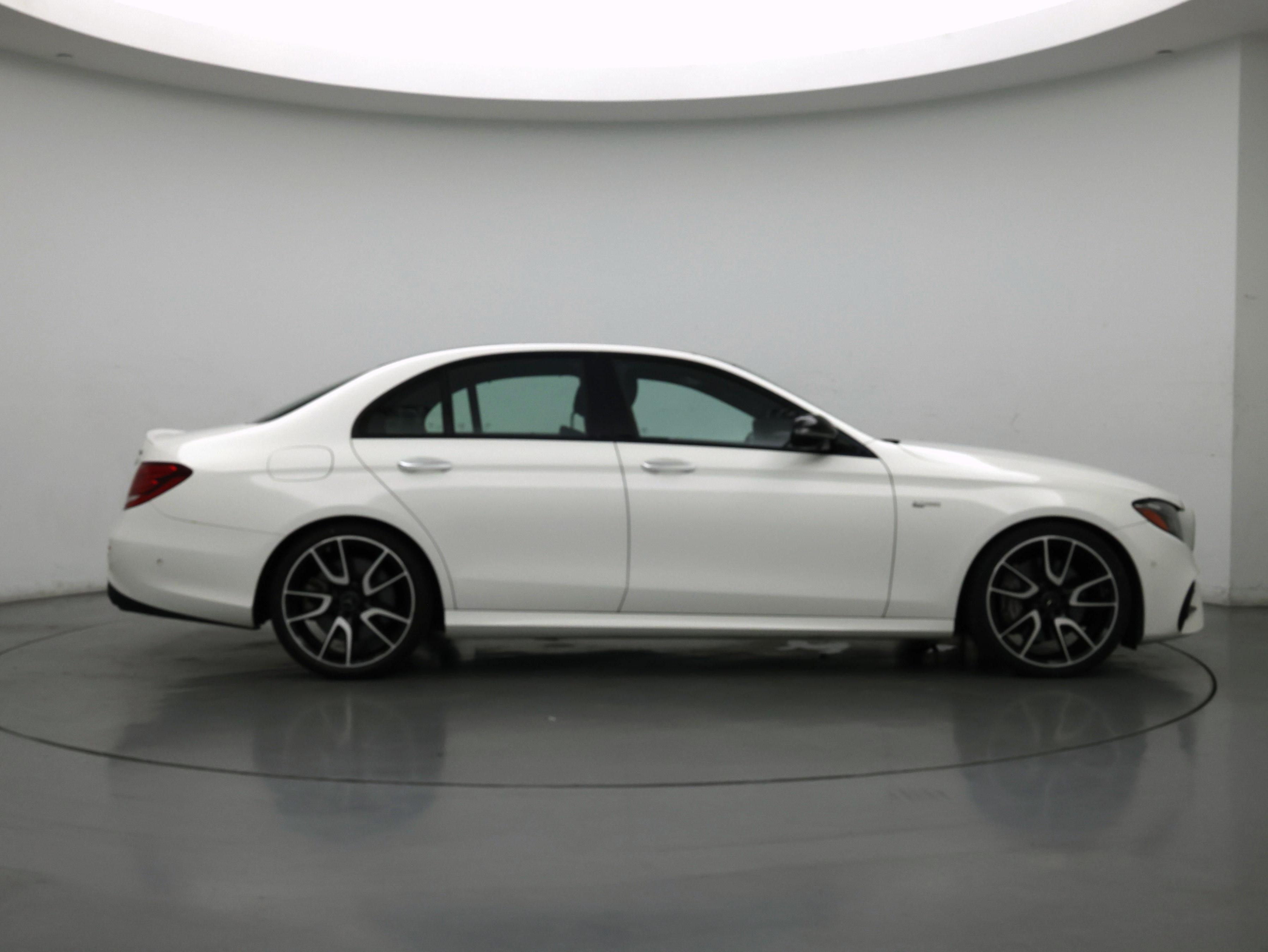 Thumbnail: 2018 Mercedes-Benz E-Class - 7