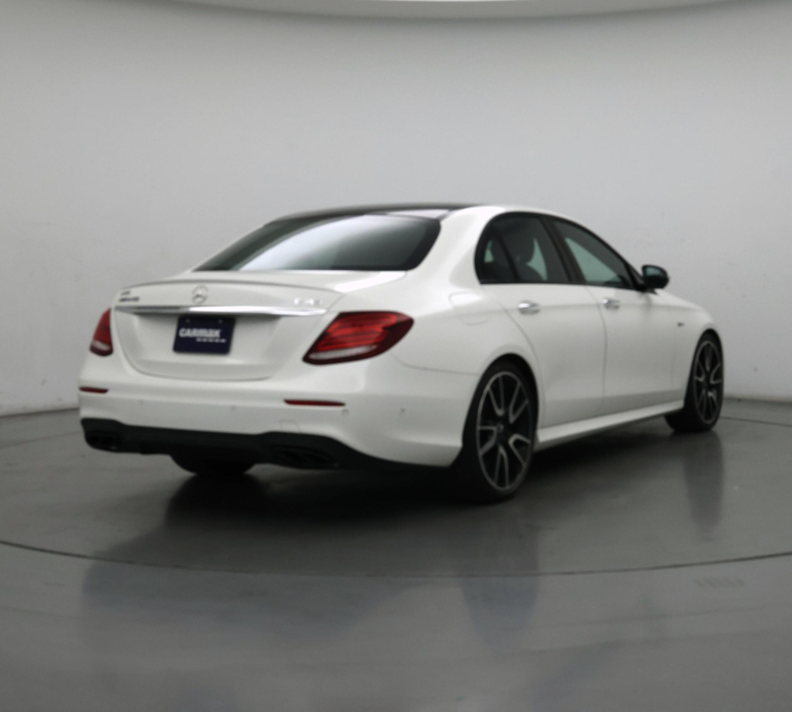 Thumbnail: 2018 Mercedes-Benz E-Class - 8