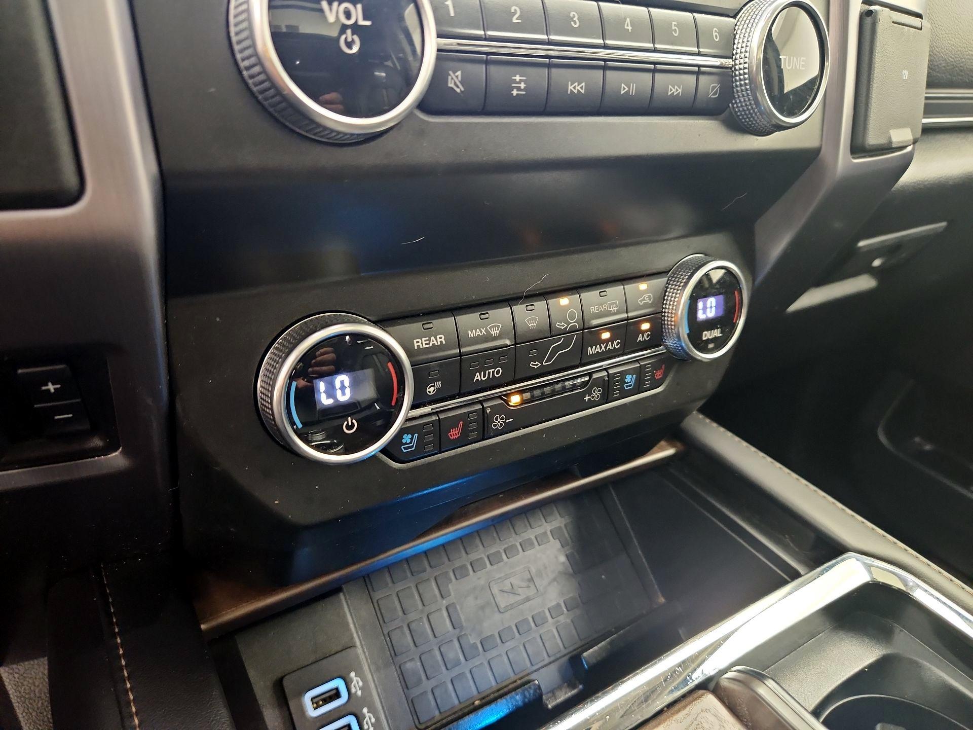 Thumbnail: 2019 Ford Expedition - 17