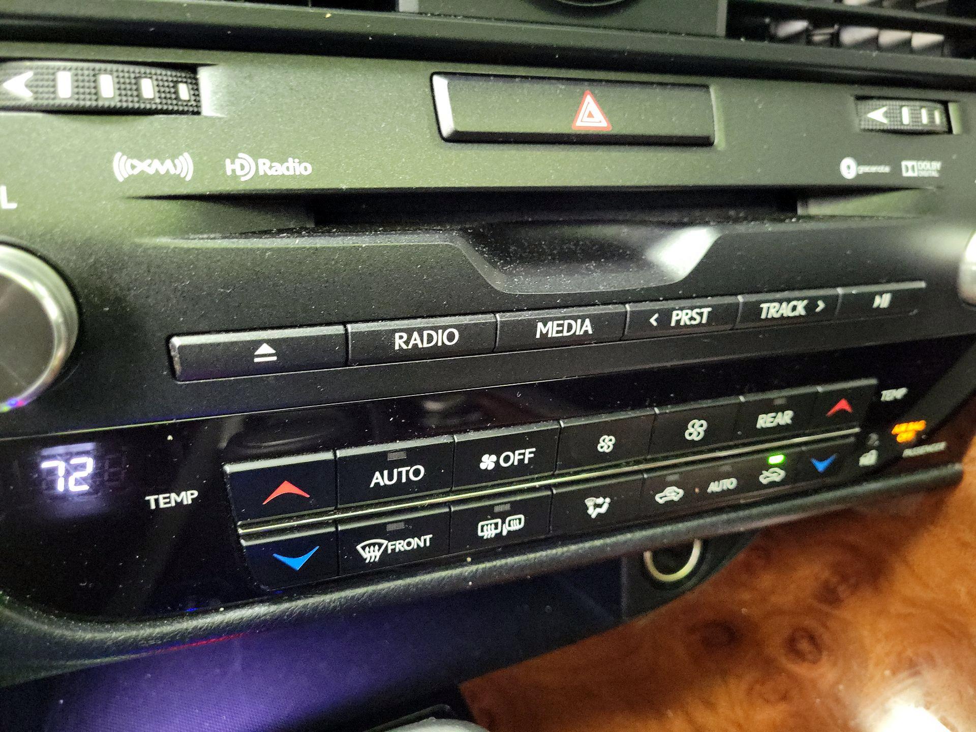 Thumbnail: 2019 Lexus RX - 16
