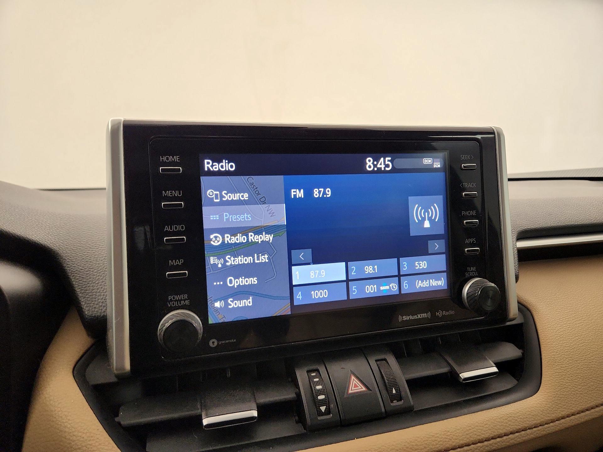 Thumbnail: 2019 Toyota RAV4 - 16