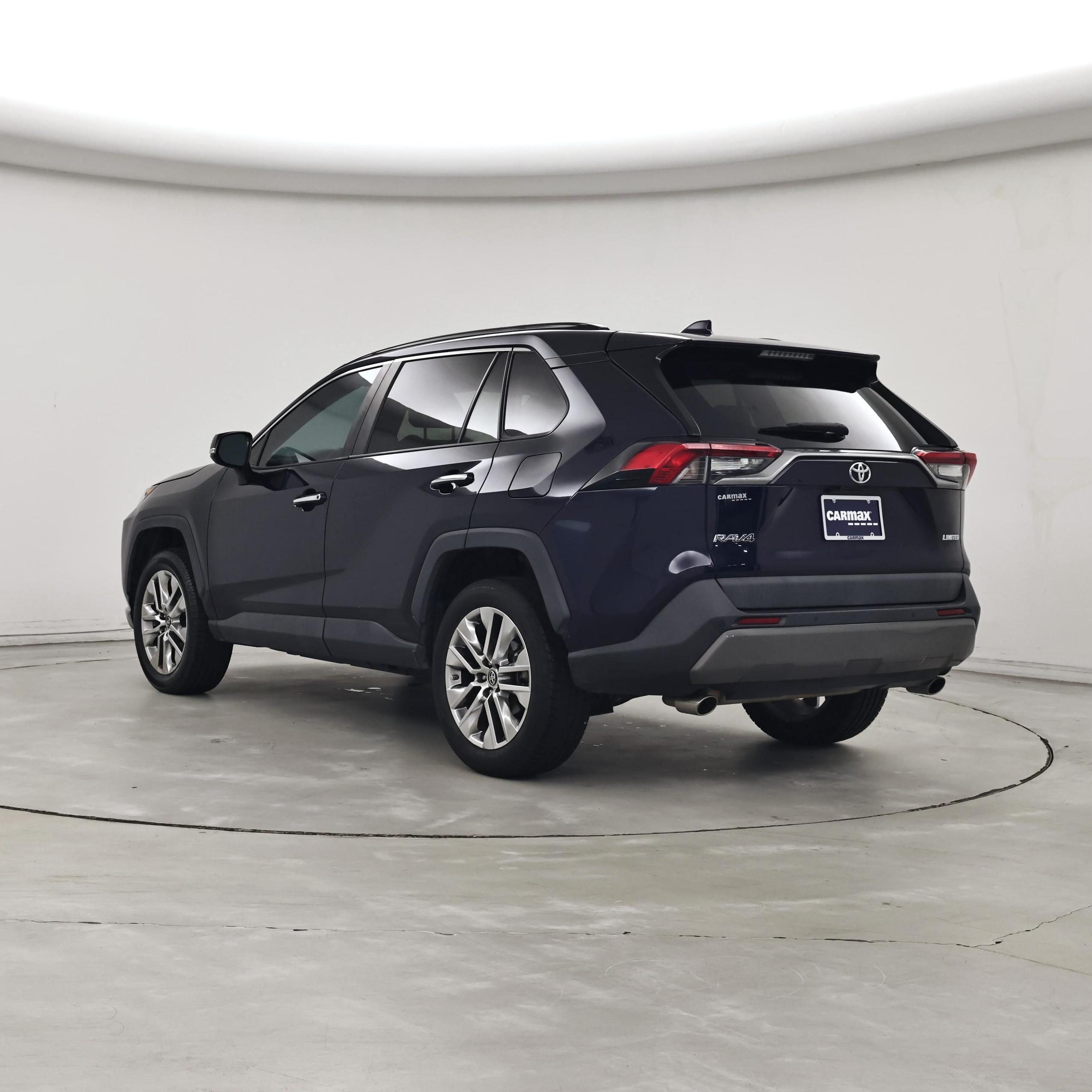 Thumbnail: 2019 Toyota RAV4 - 2