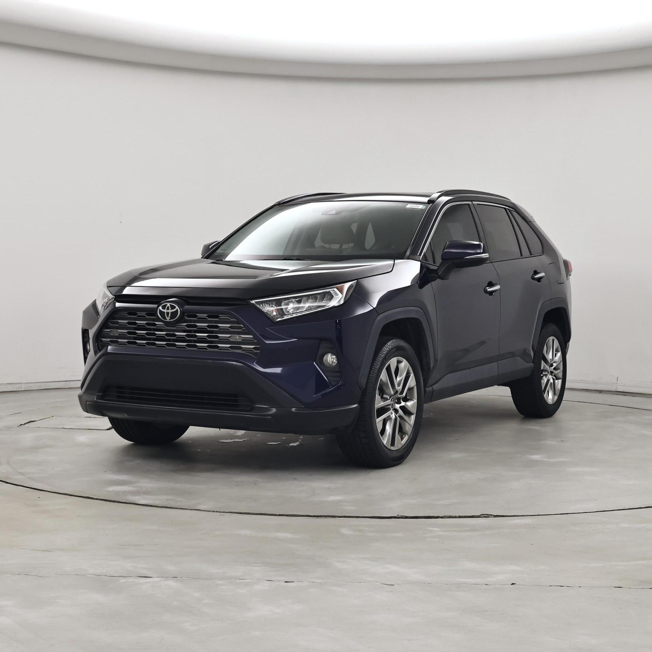 Thumbnail: 2019 Toyota RAV4 - 4