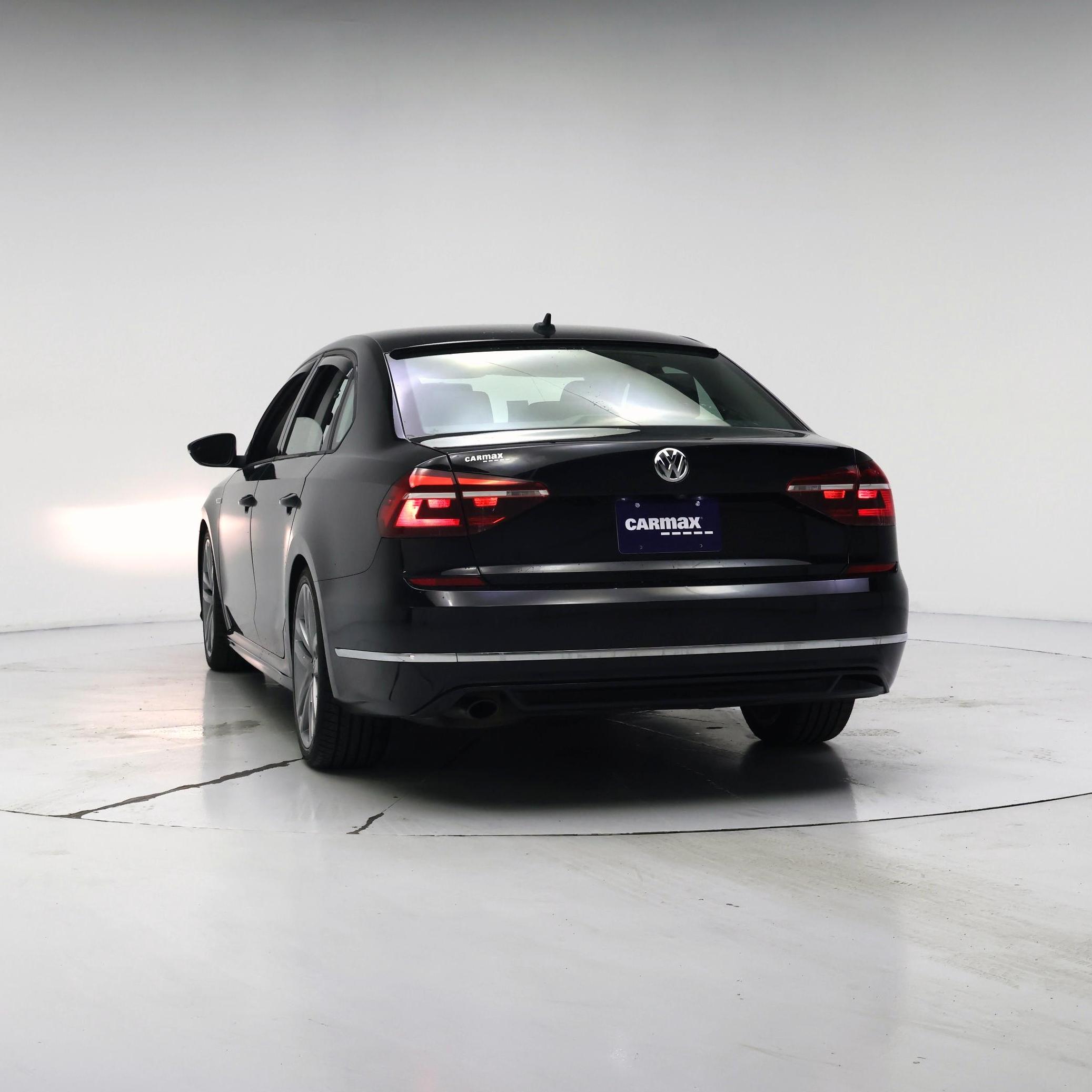 Thumbnail: 2018 Volkswagen Passat - 6