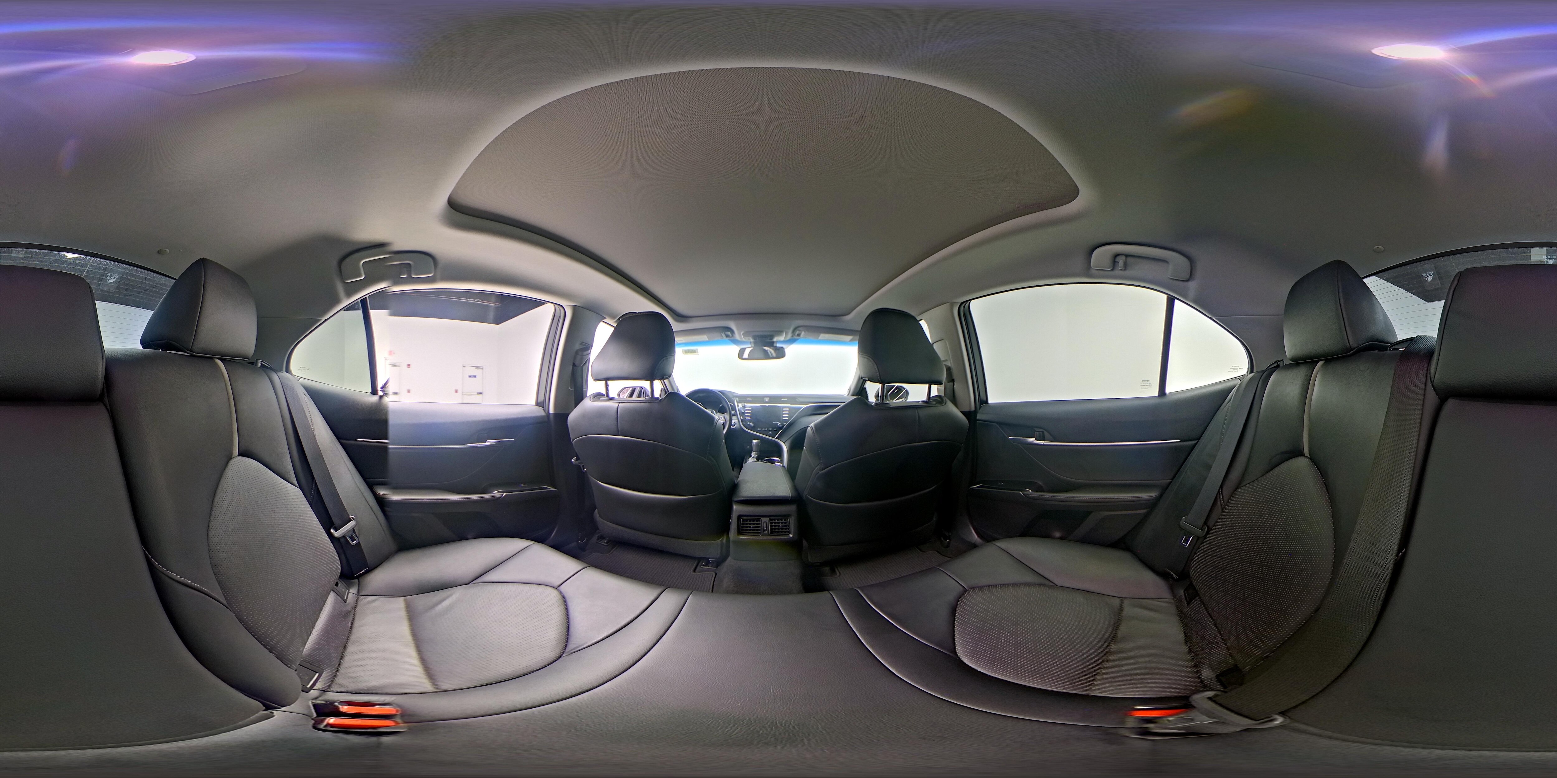 2018 Toyota Camry XSE - Photo 26