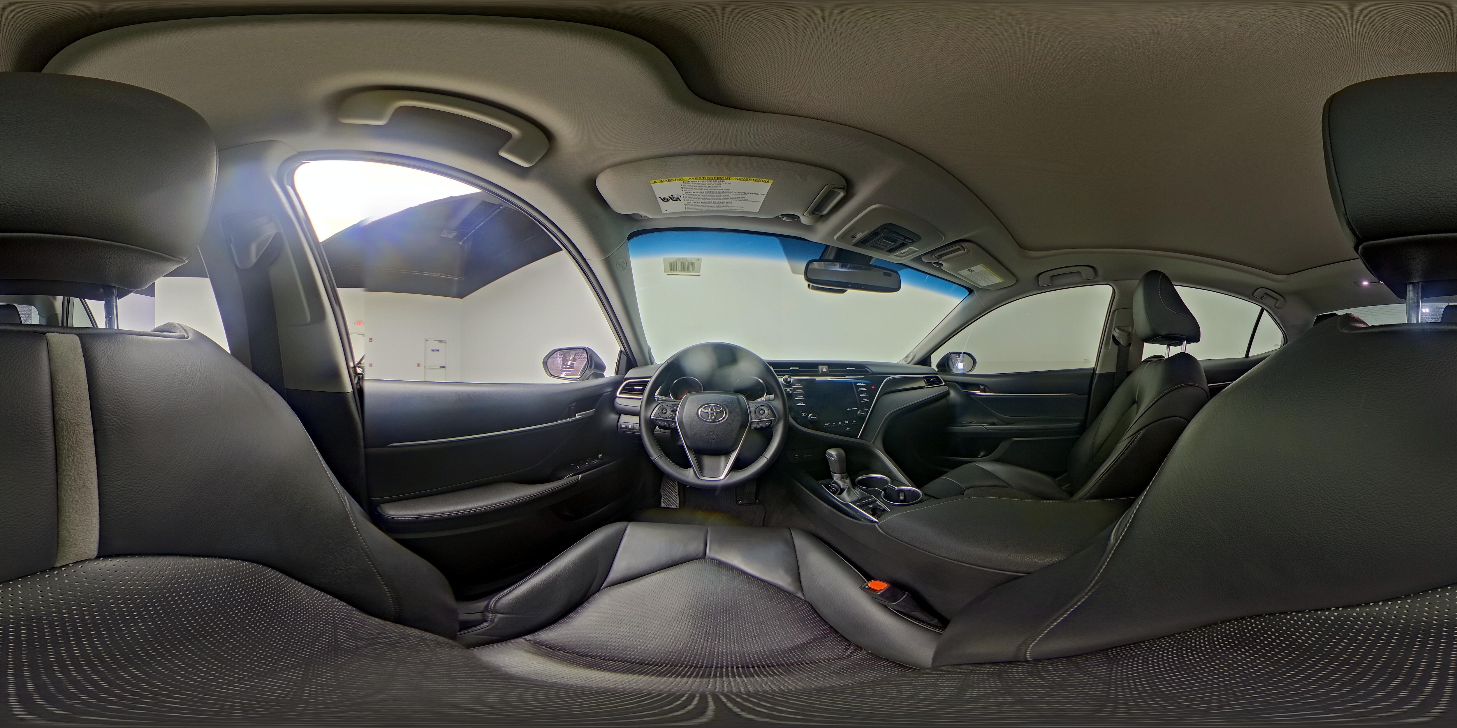 2018 Toyota Camry XSE - Photo 27