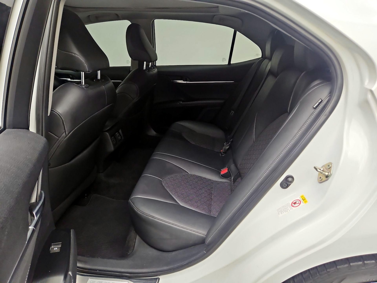 2018 Toyota Camry XSE - Photo 21