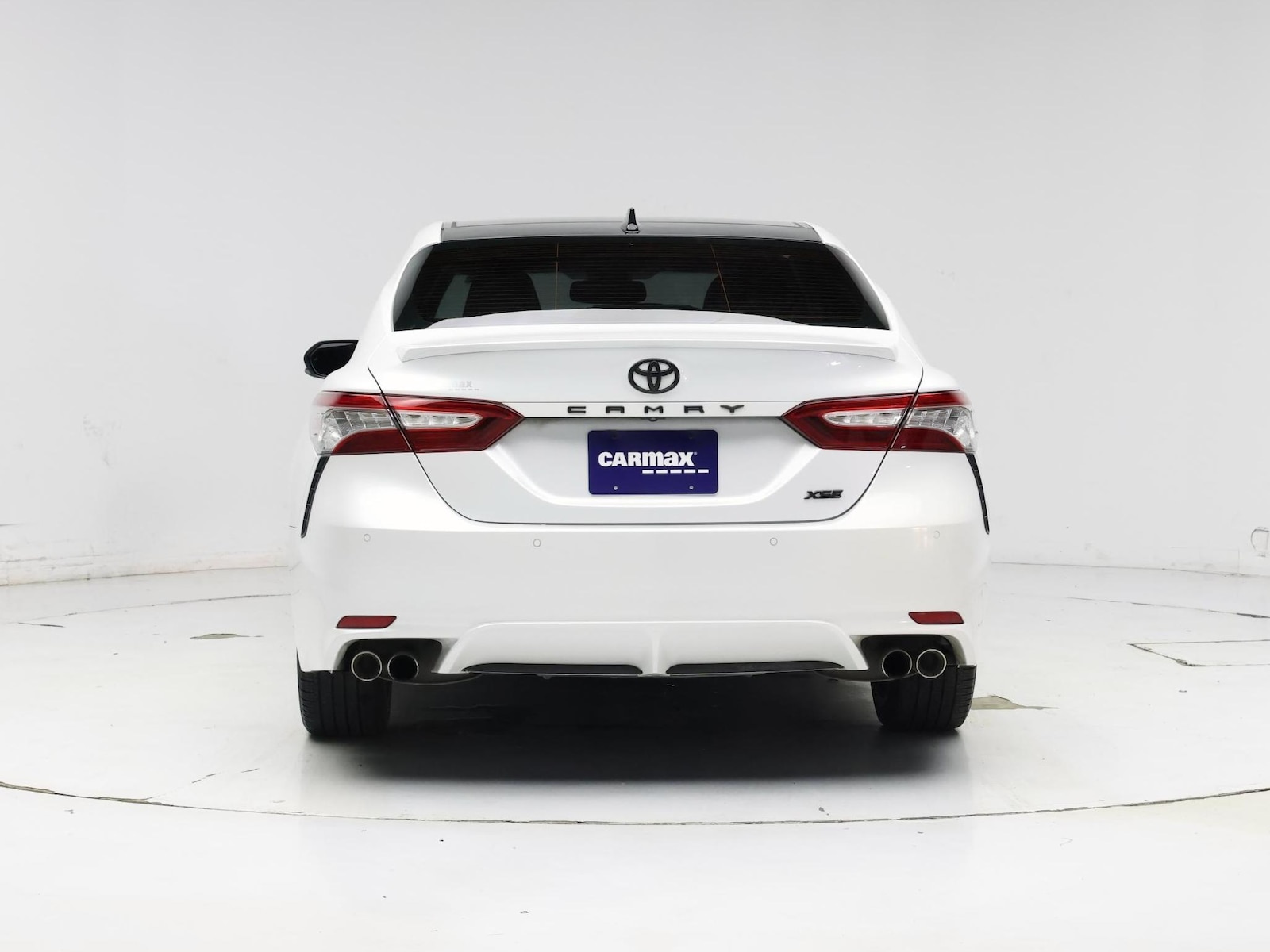 2018 Toyota Camry XSE - Photo 7