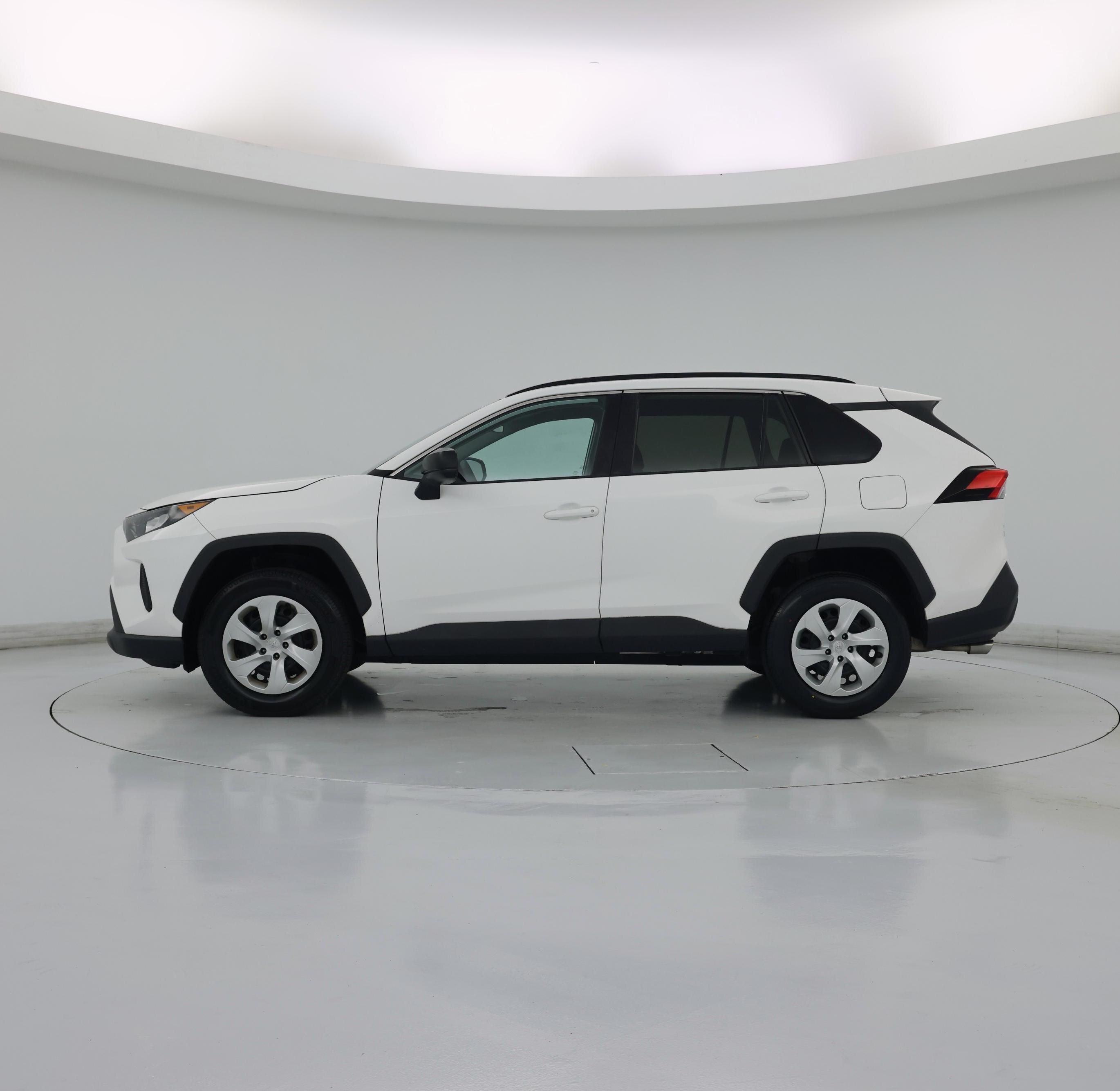 Thumbnail: 2020 Toyota RAV4 - 3