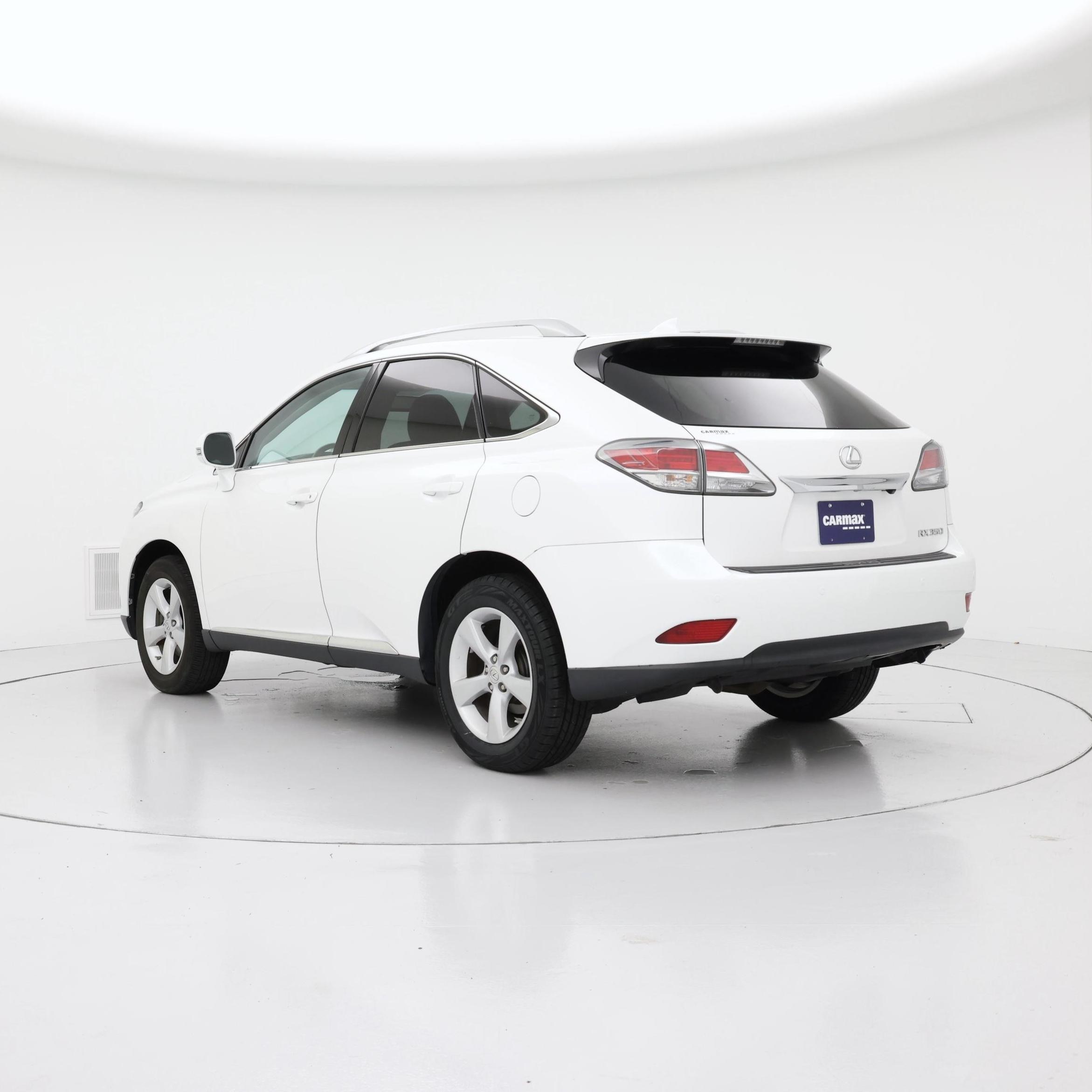 Thumbnail: 2015 Lexus RX - 2