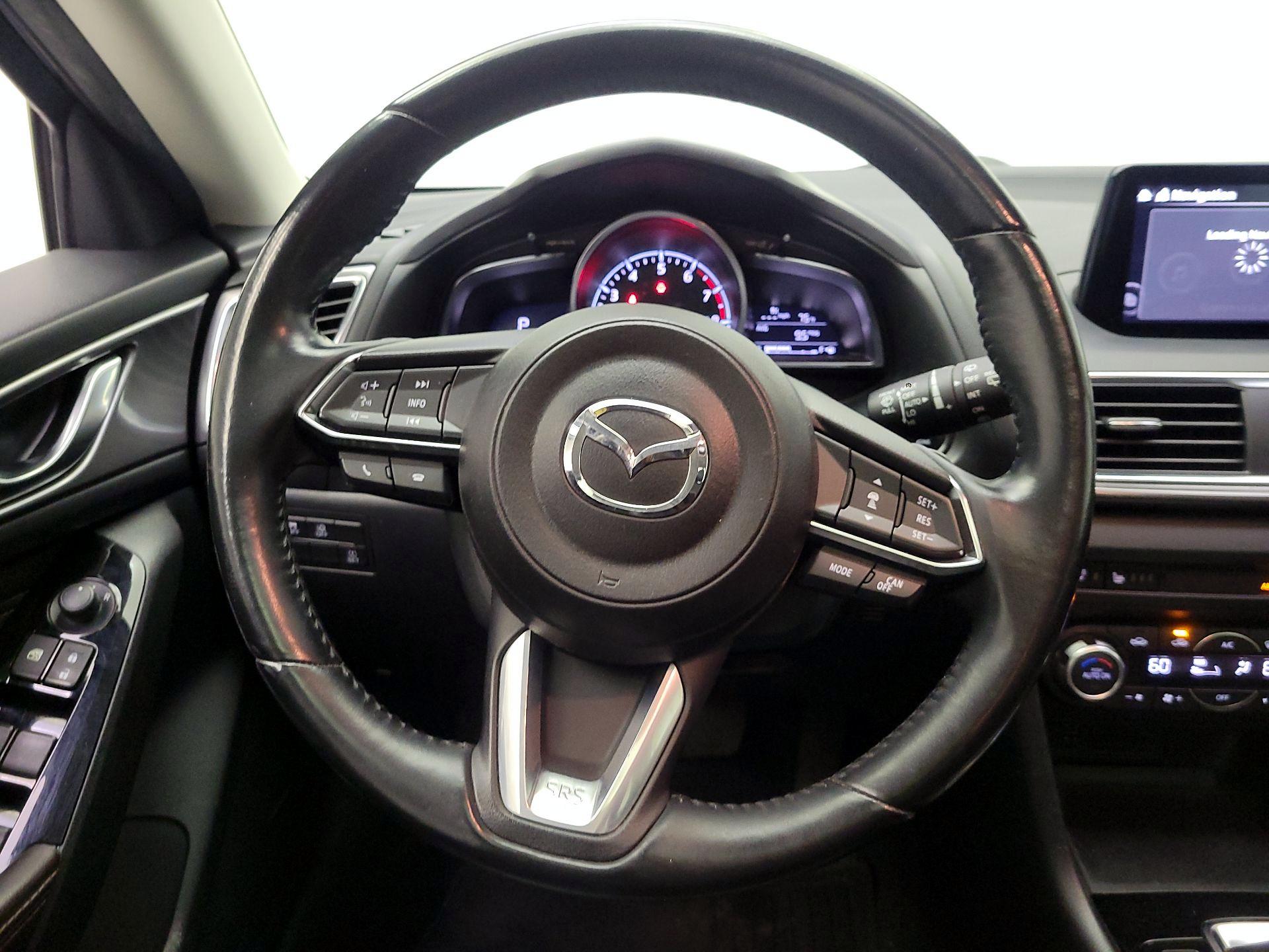 Thumbnail: 2018 Mazda Mazda3 - 10