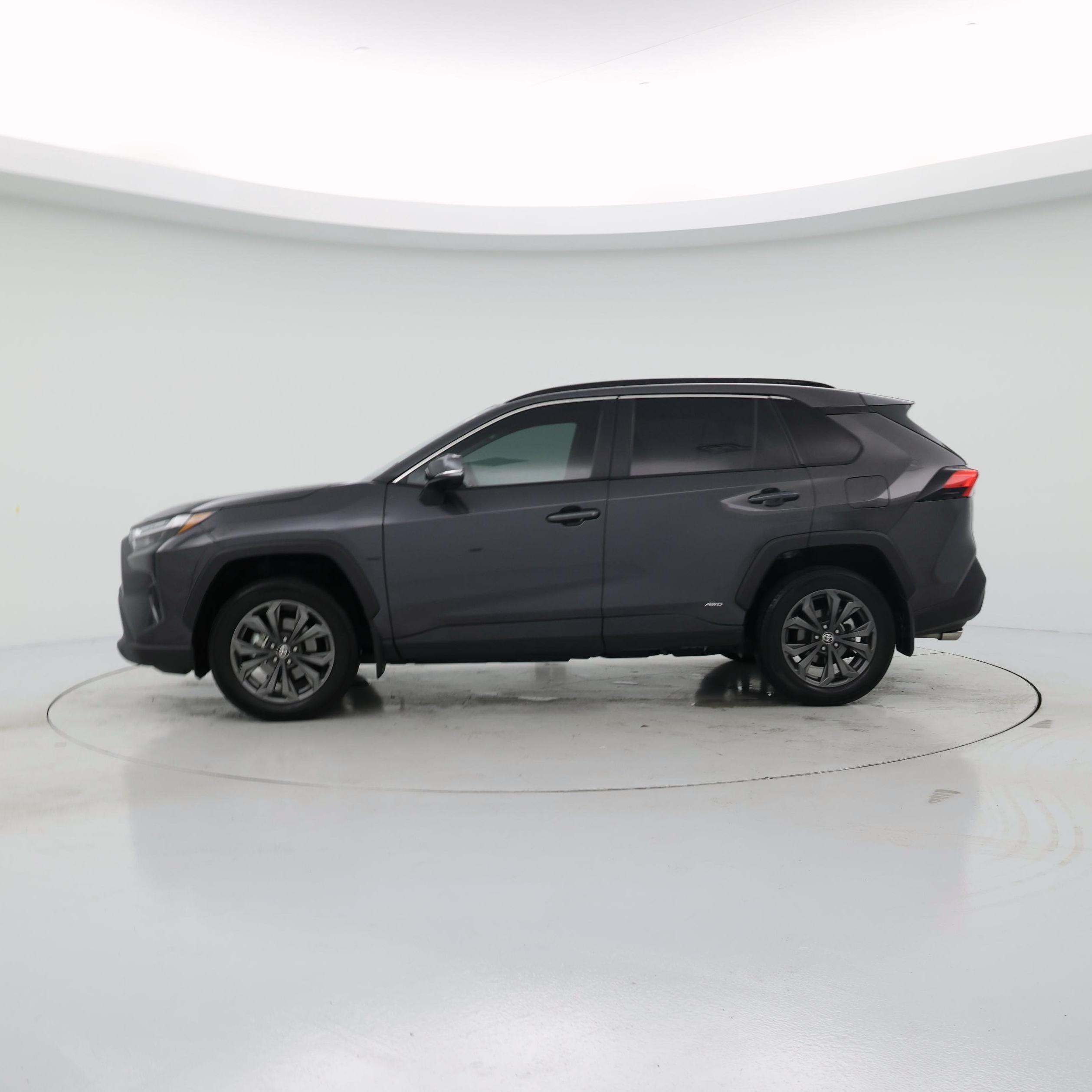 Thumbnail: 2024 Toyota RAV4 - 3