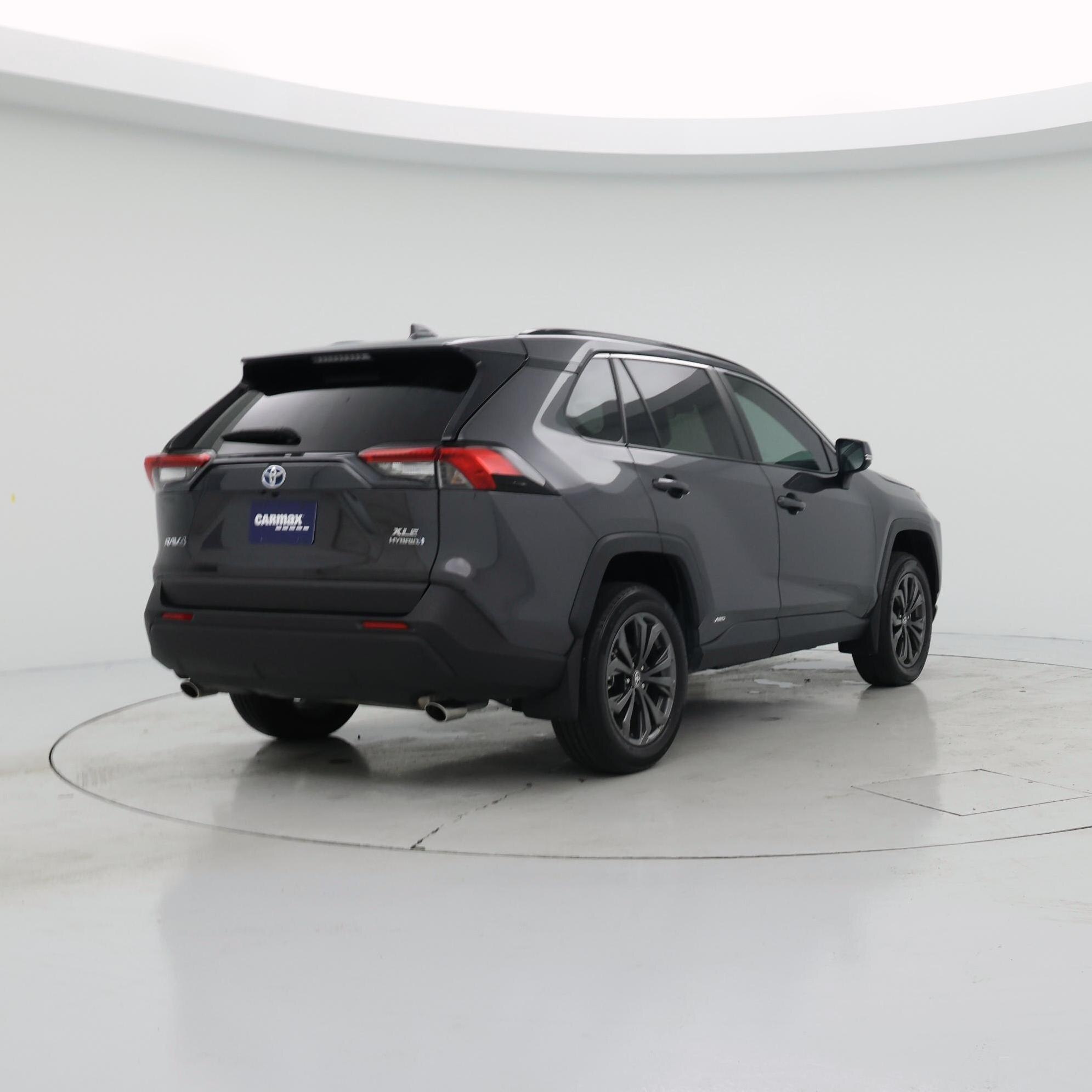Thumbnail: 2024 Toyota RAV4 - 8