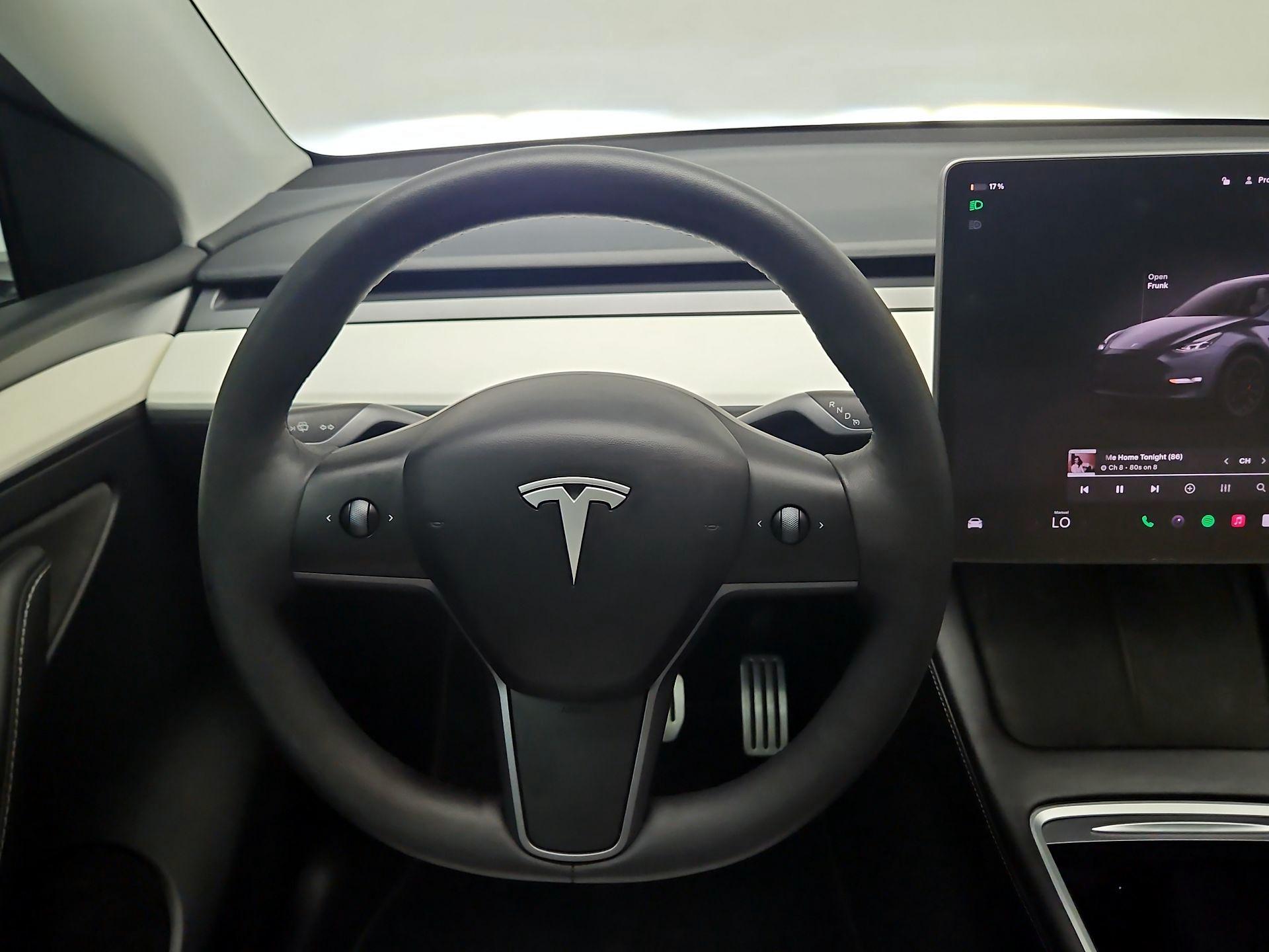 Thumbnail: 2023 Tesla Model Y - 10