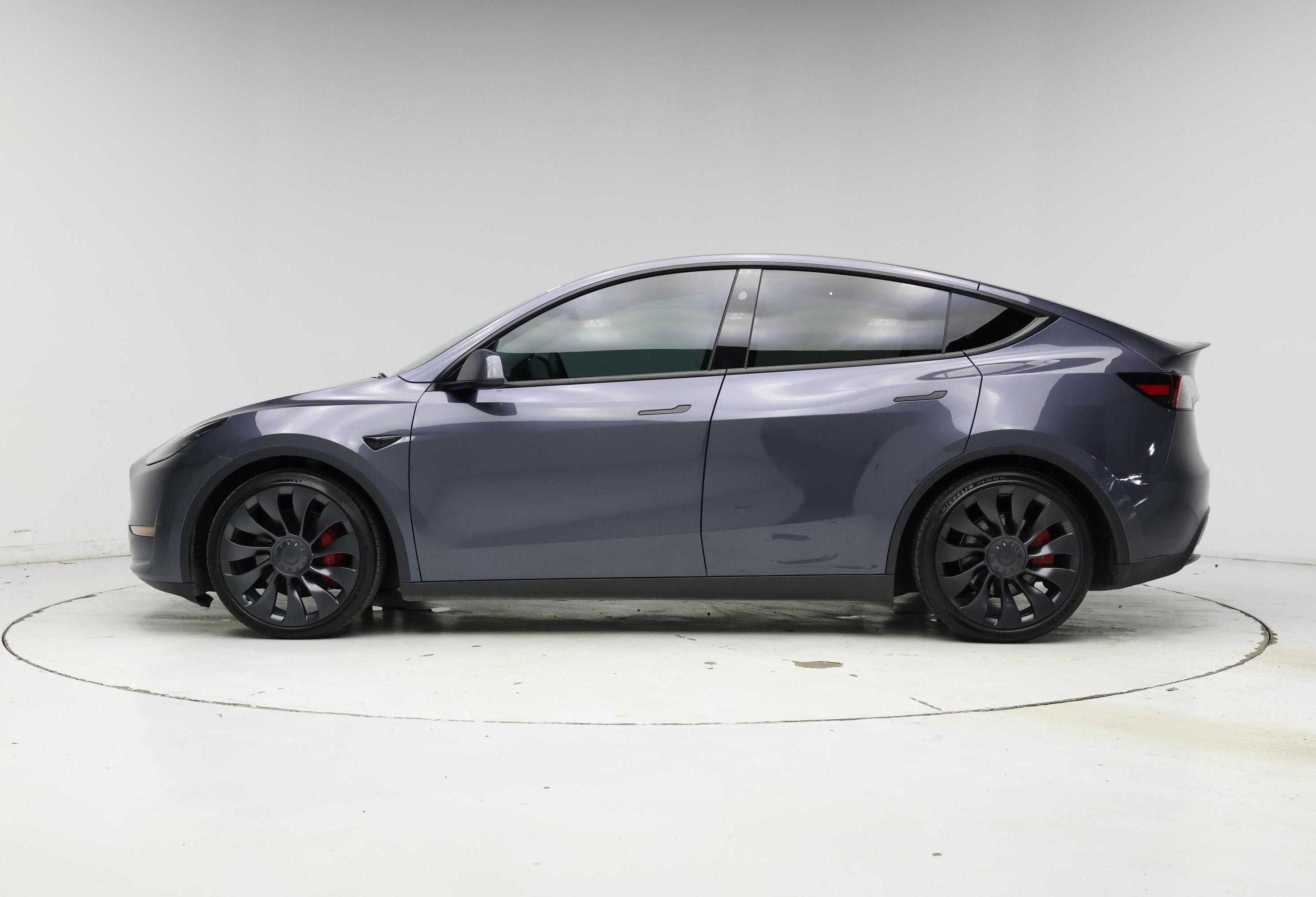 Thumbnail: 2023 Tesla Model Y - 3