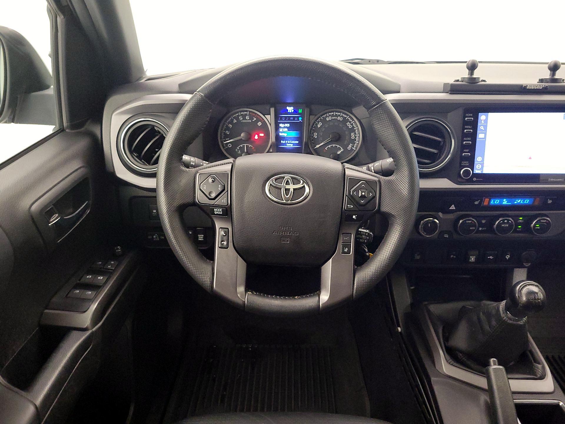 Thumbnail: 2022 Toyota Tacoma - 10