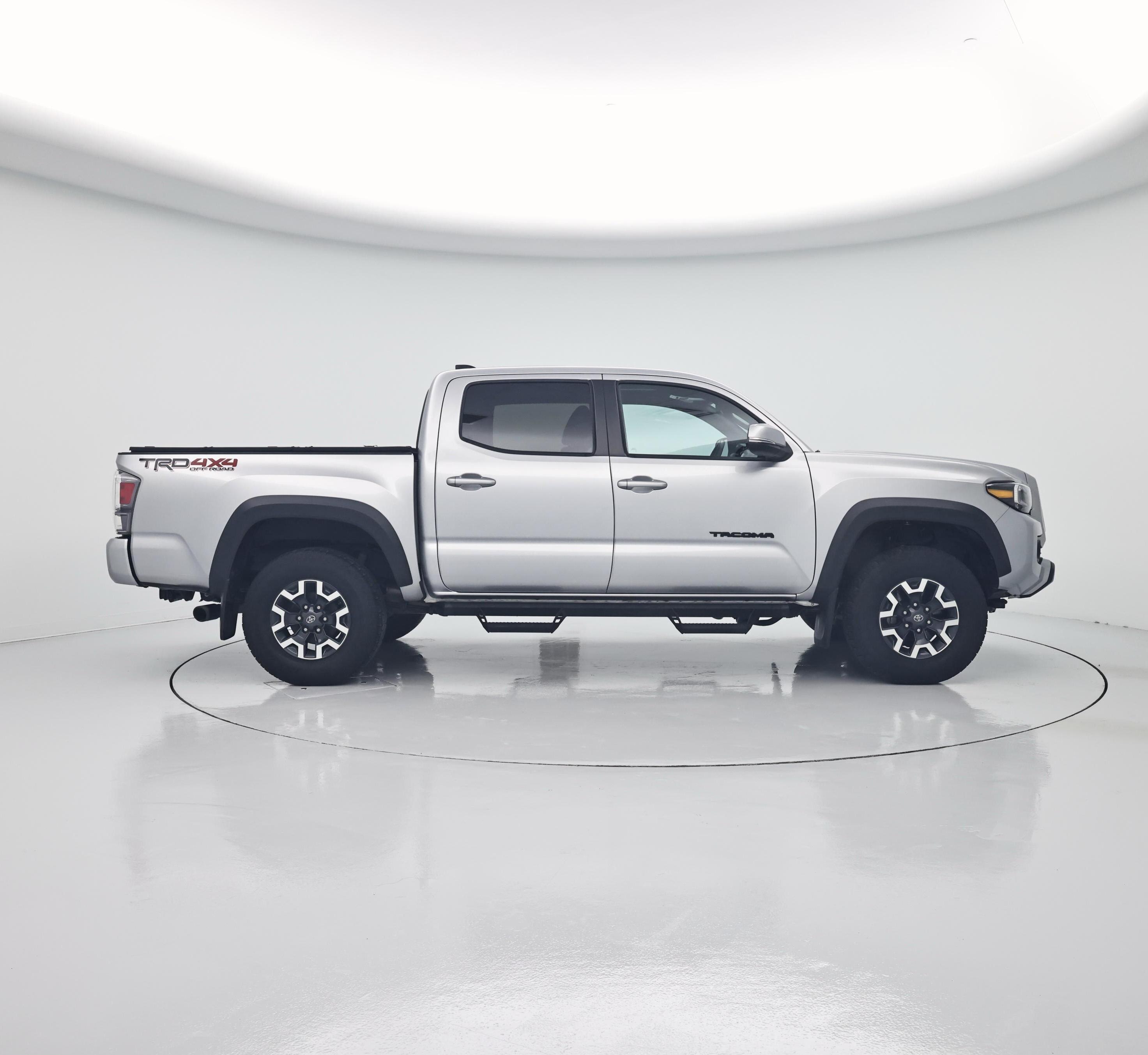 Thumbnail: 2022 Toyota Tacoma - 7