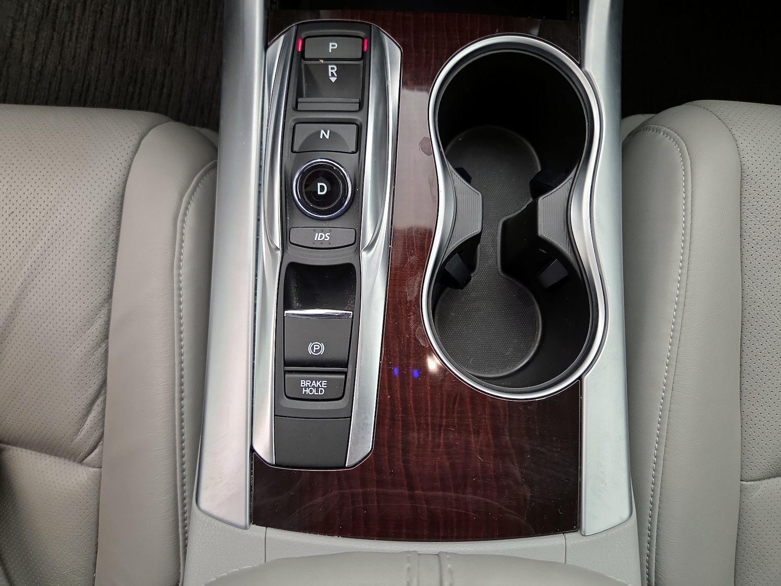 2015 Acura TLX Technology Package - Photo 19