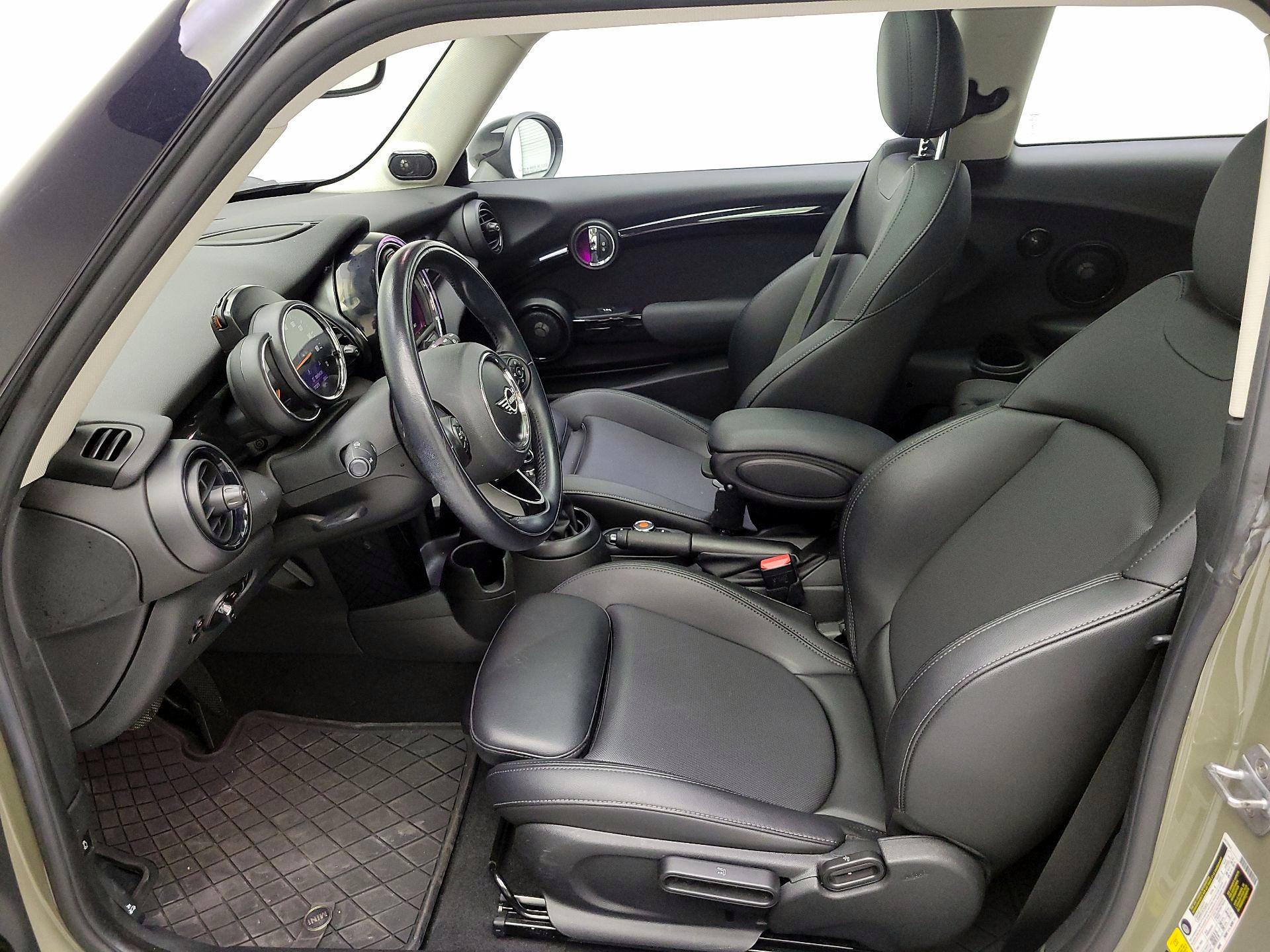 Thumbnail: 2019 MINI Cooper Hardtop - 11