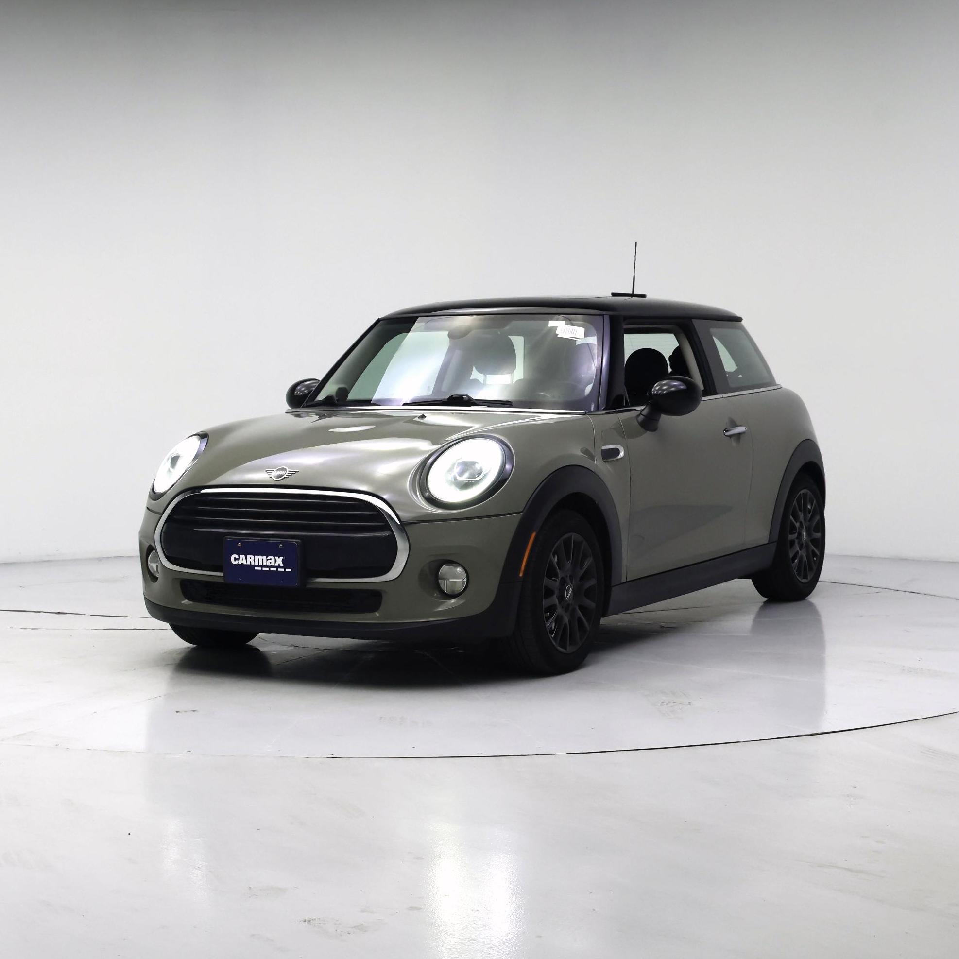 Thumbnail: 2019 MINI Cooper Hardtop - 4