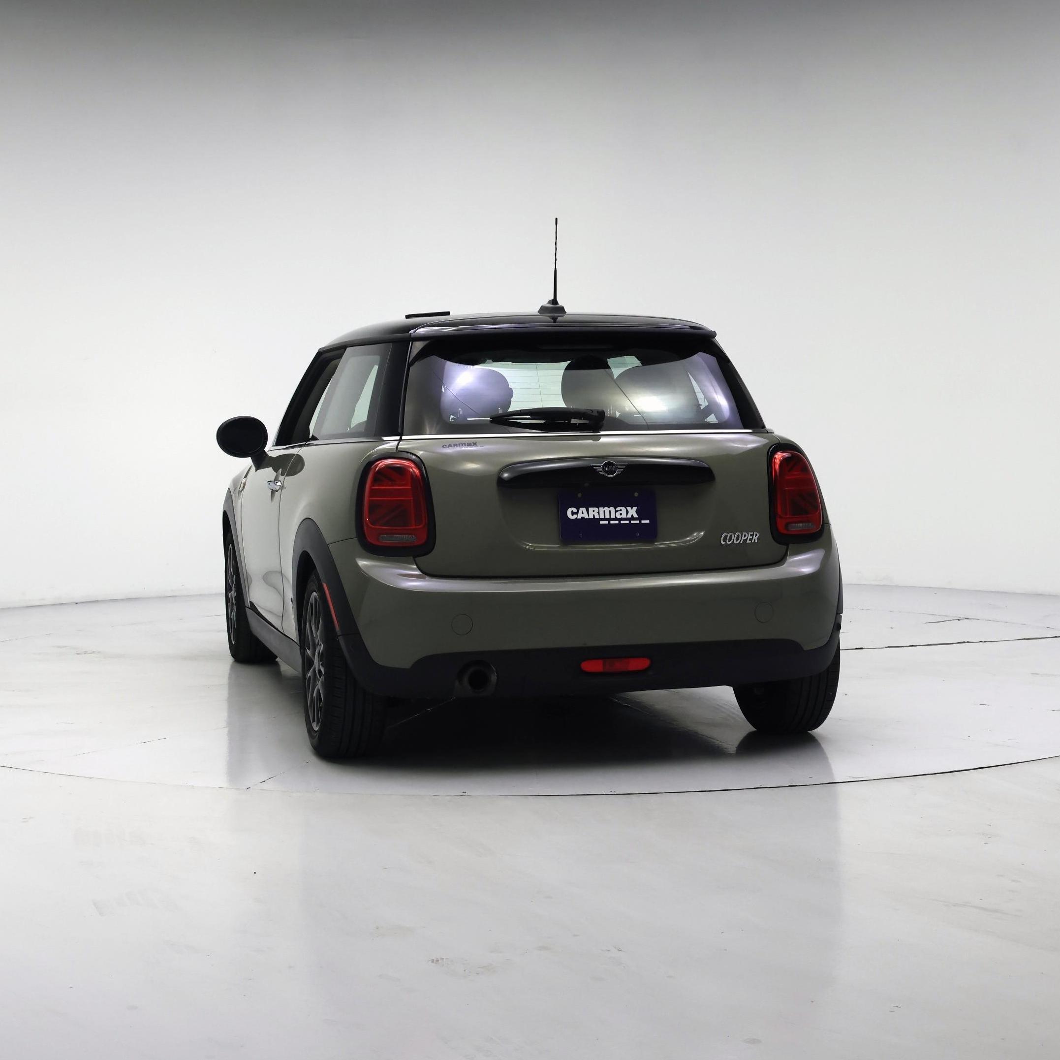 Thumbnail: 2019 MINI Cooper Hardtop - 6