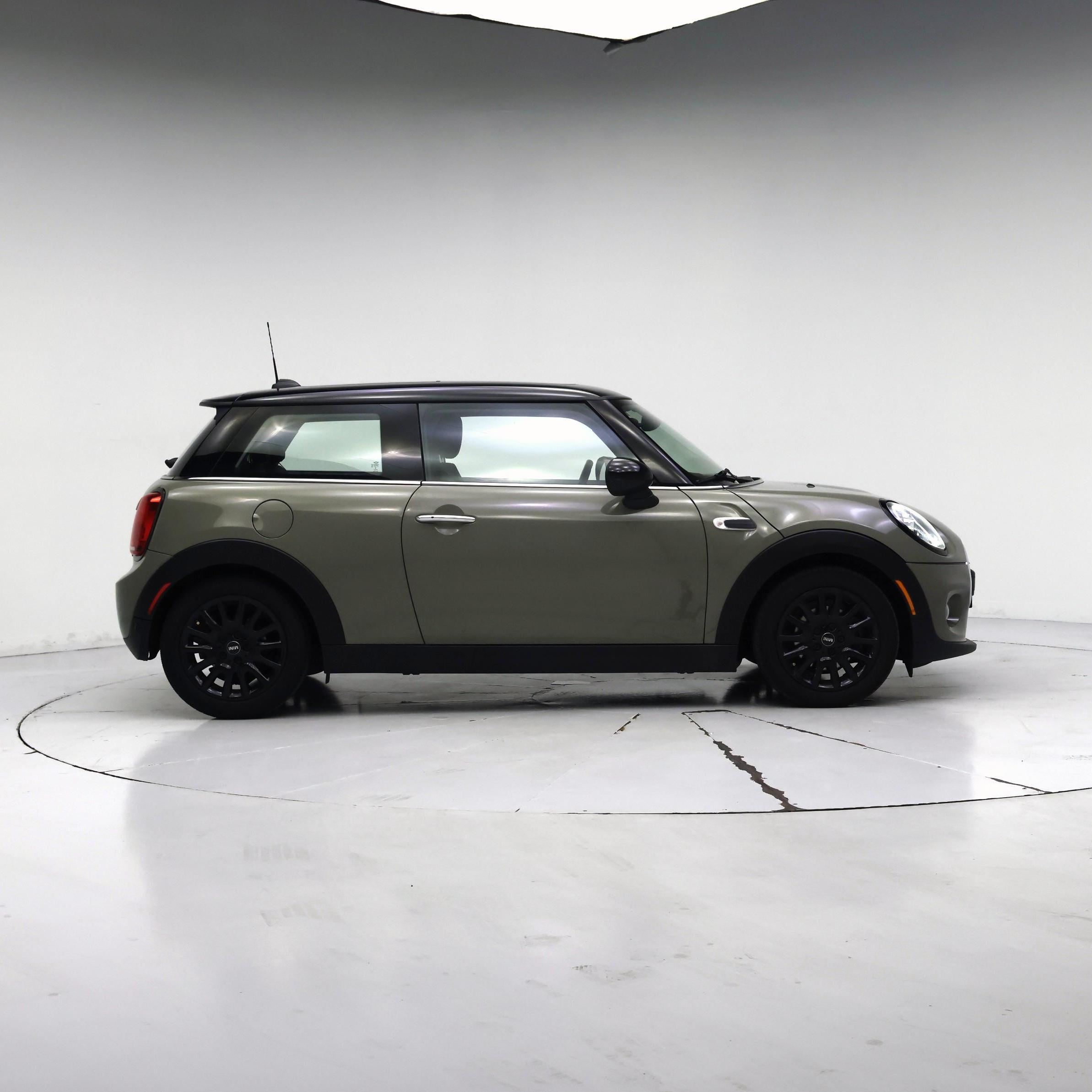 Thumbnail: 2019 MINI Cooper Hardtop - 7